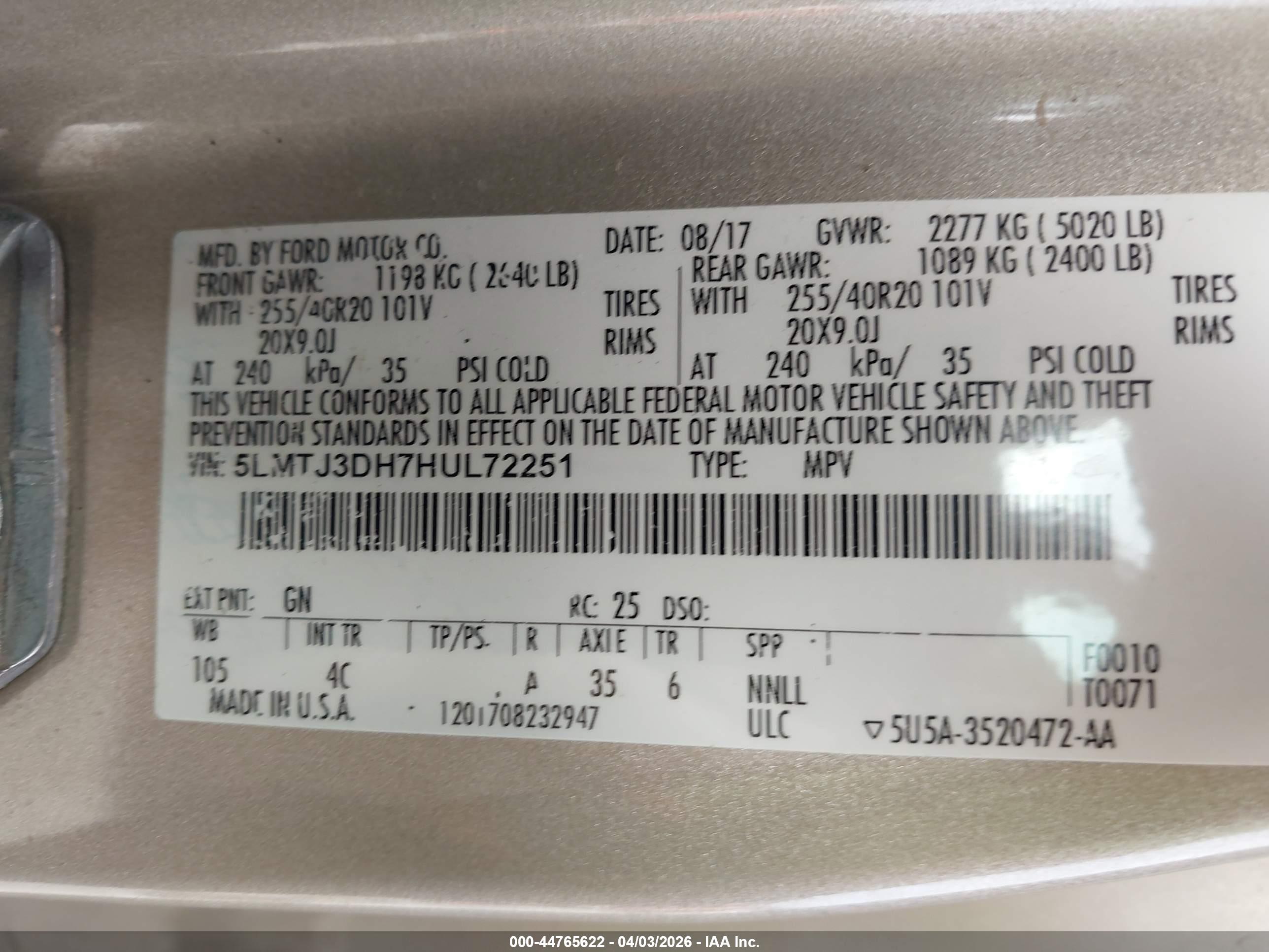 LINCOLN MKC image 9