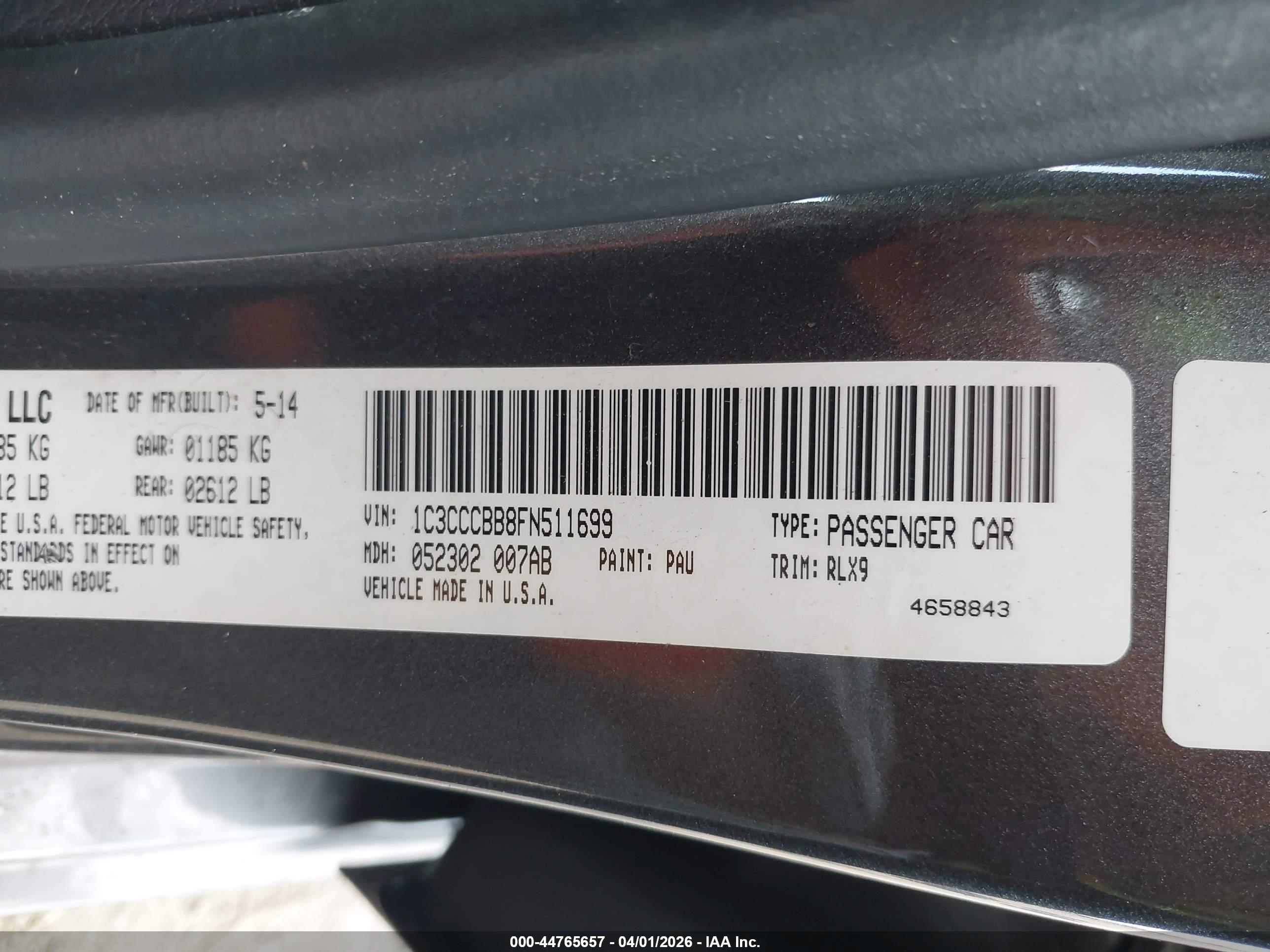 CHRYSLER 200 image 9