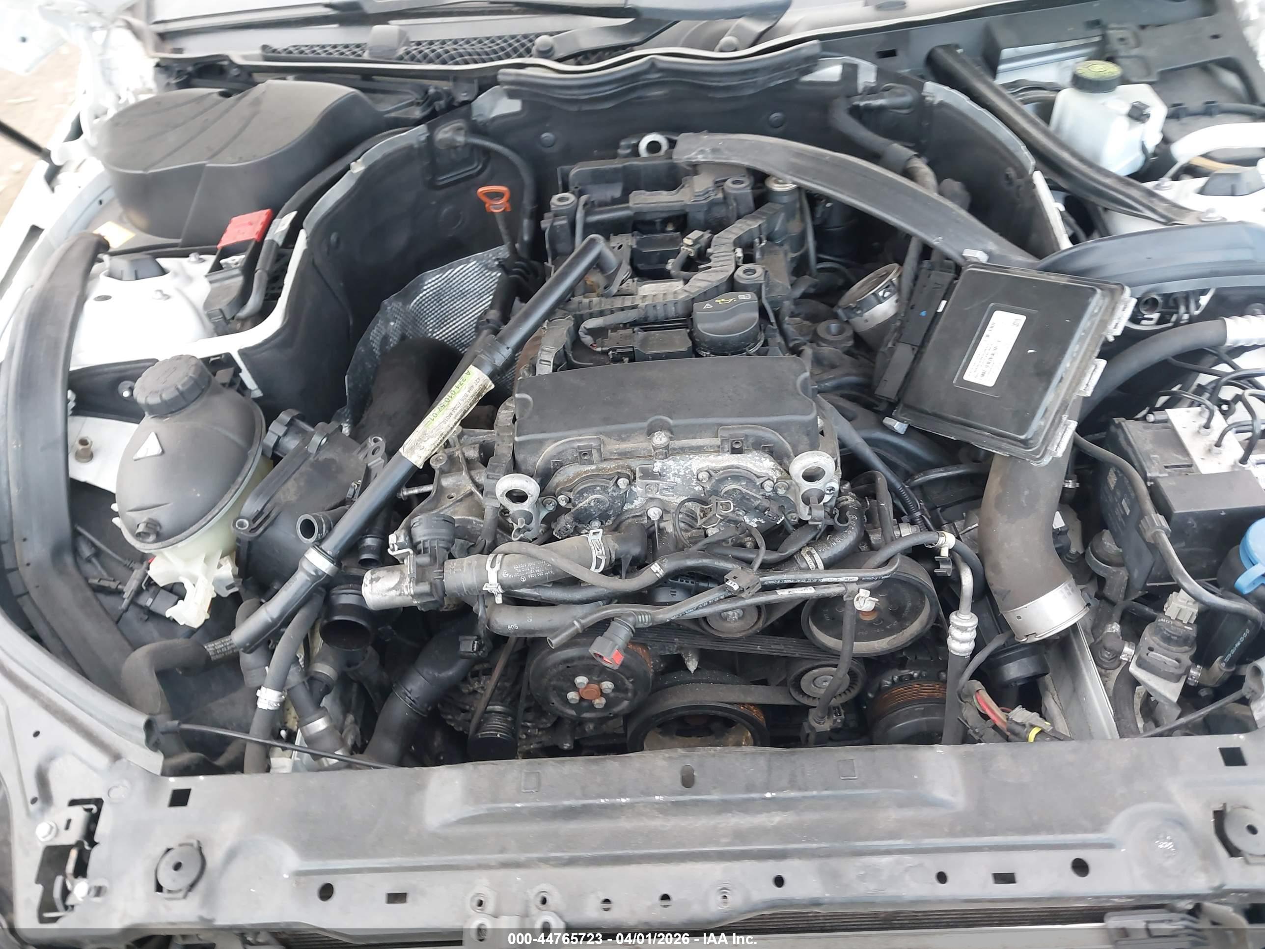 MERCEDES-BENZ C-CLASS image 10