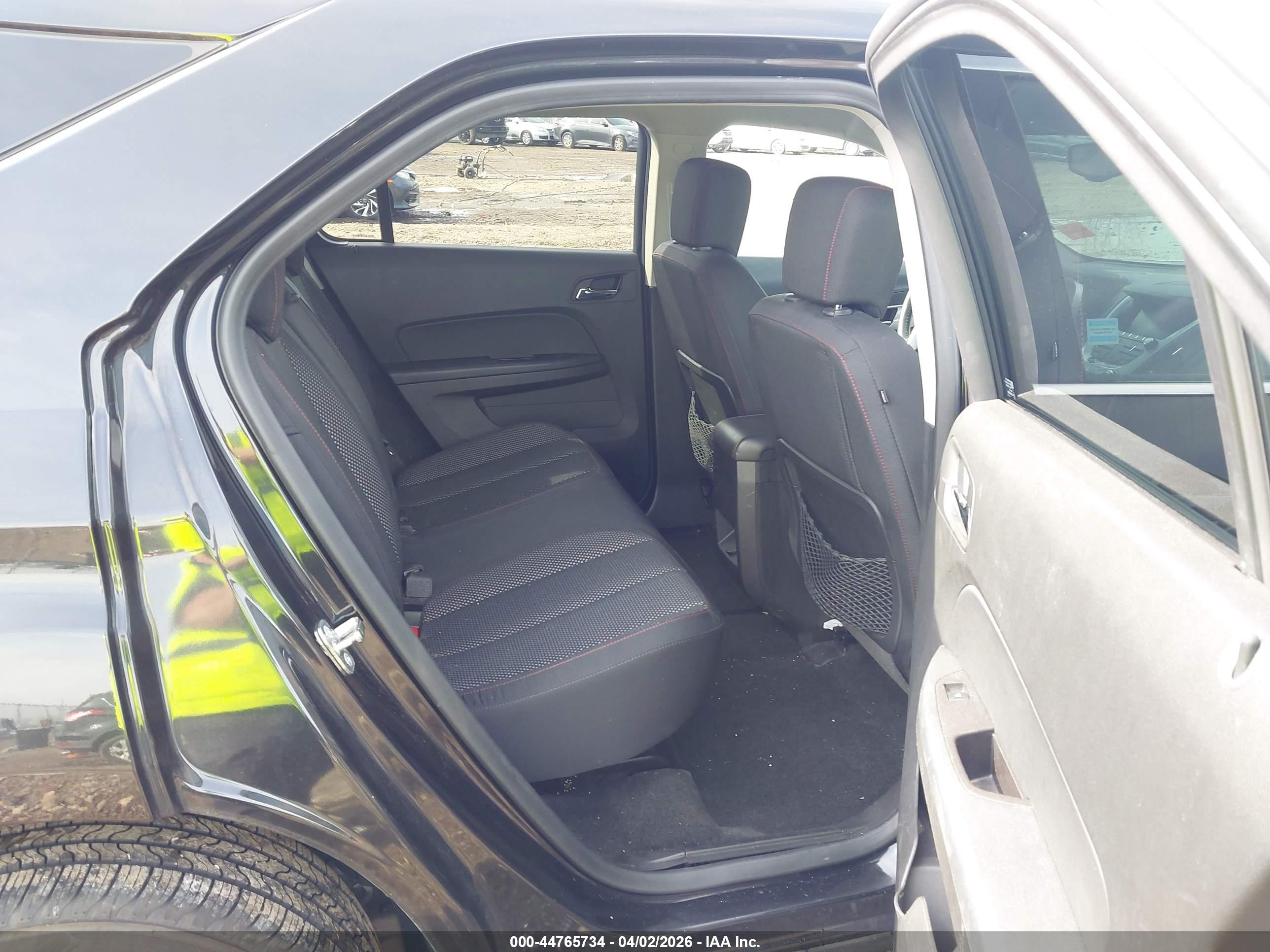 CHEVROLET EQUINOX image 8
