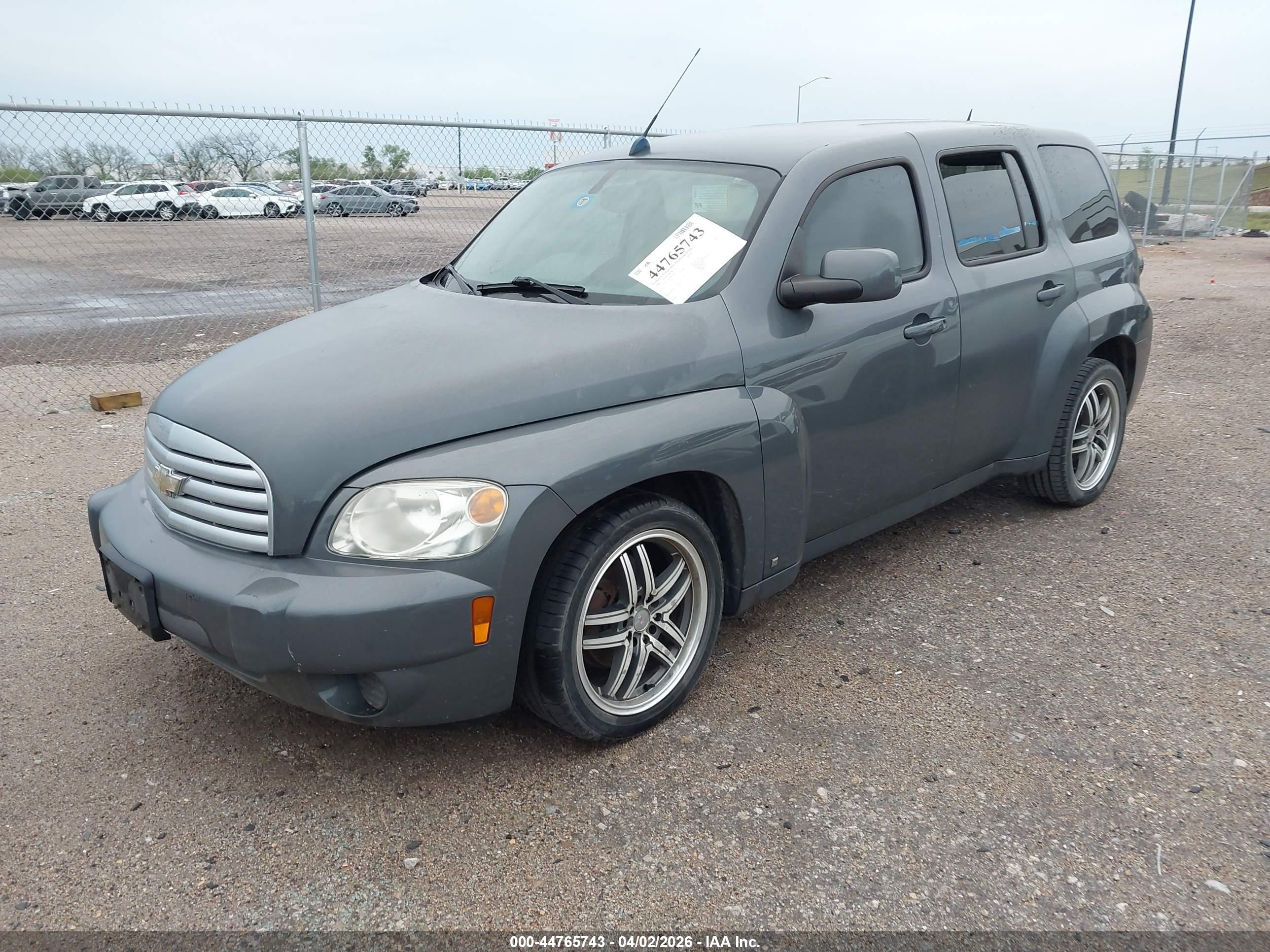 CHEVROLET HHR image 2