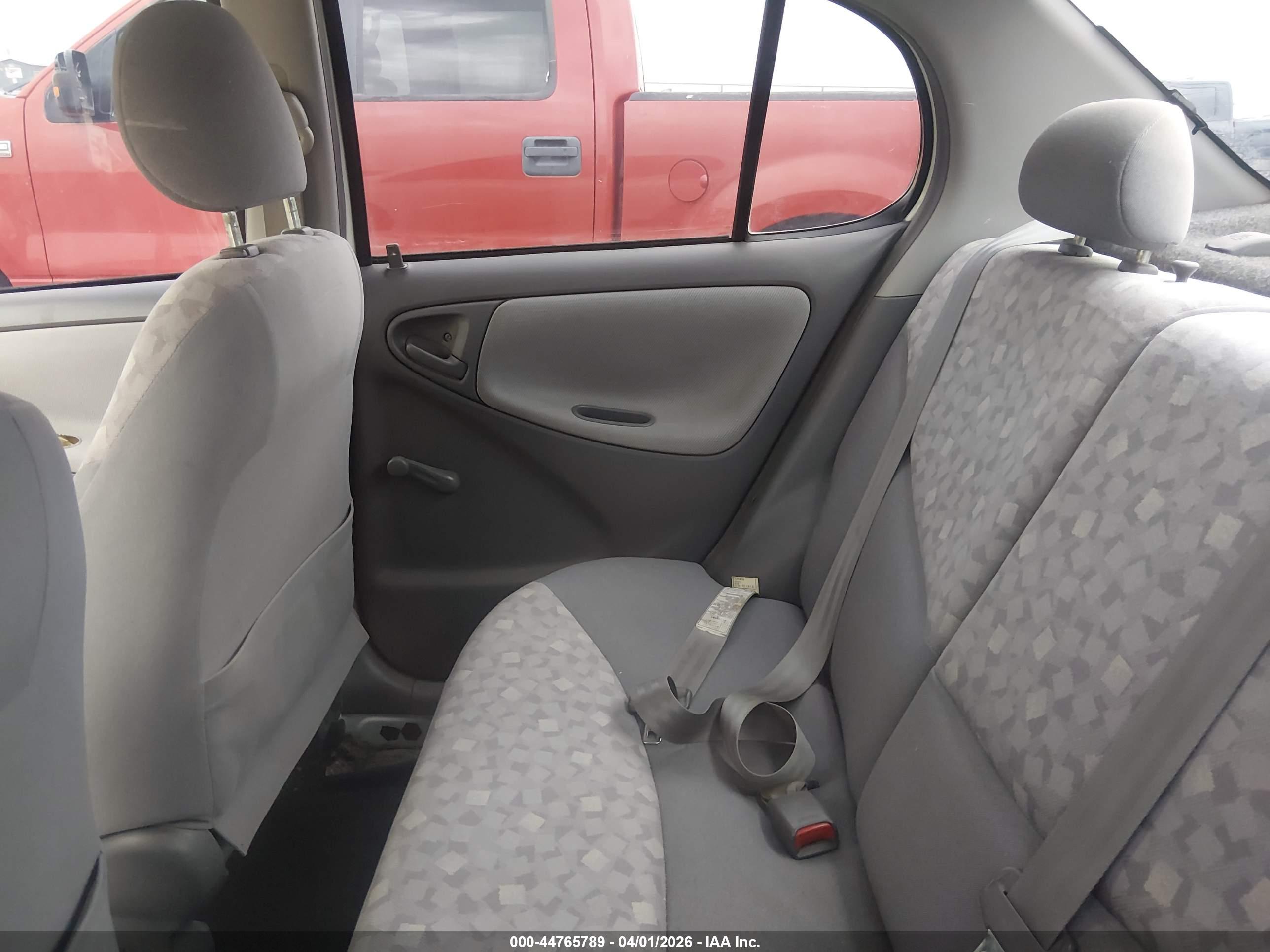 TOYOTA ECHO image 8
