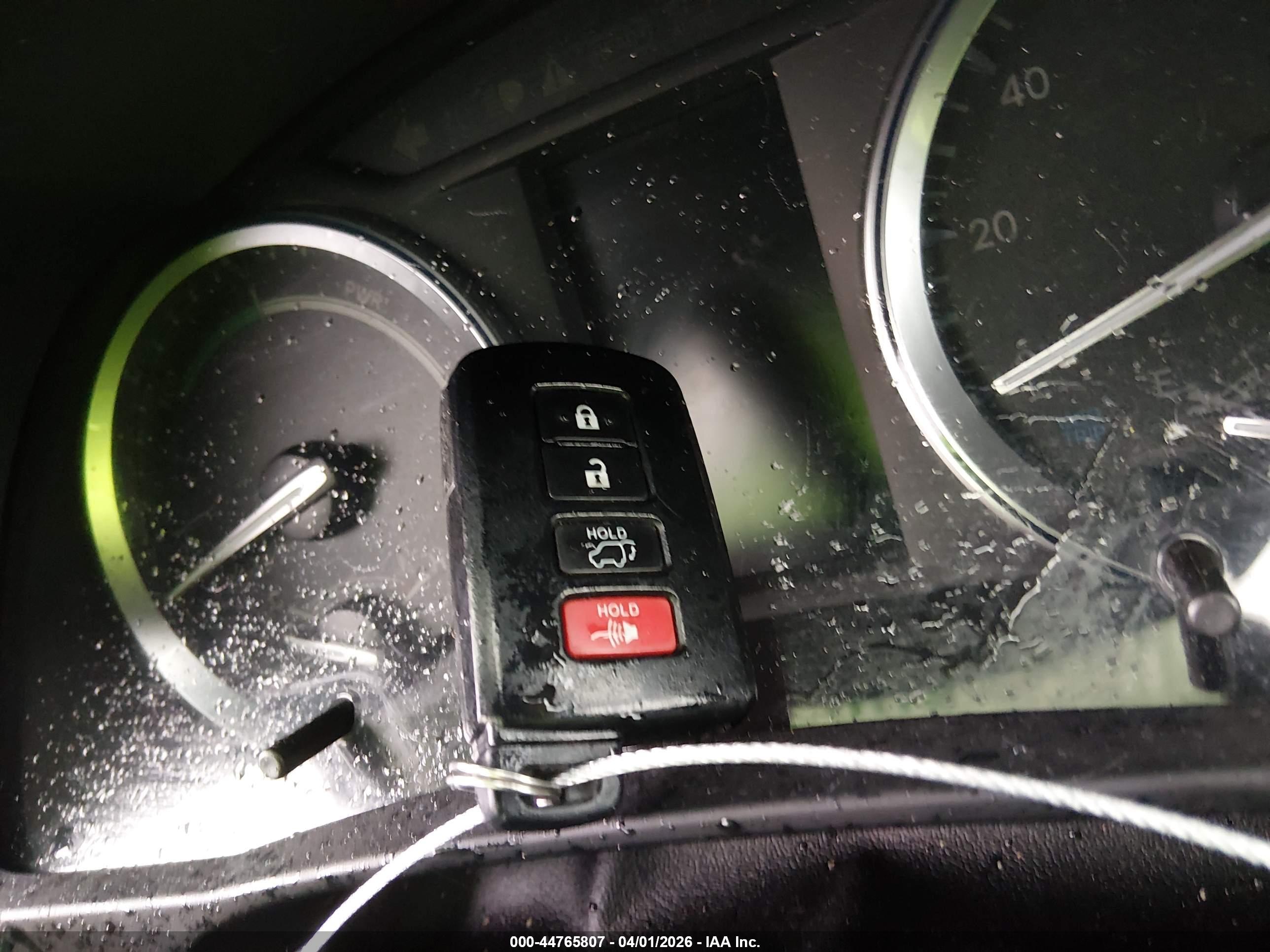 TOYOTA HIGHLANDER image 11