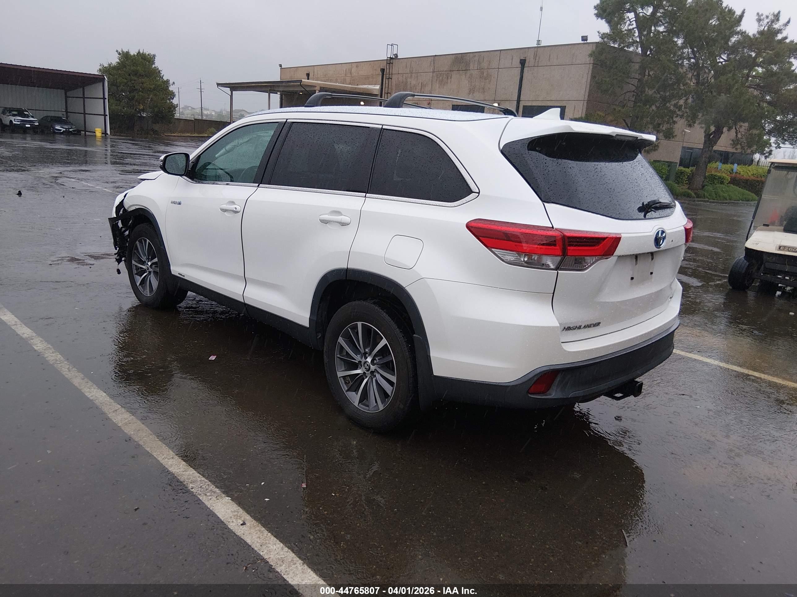 TOYOTA HIGHLANDER image 3