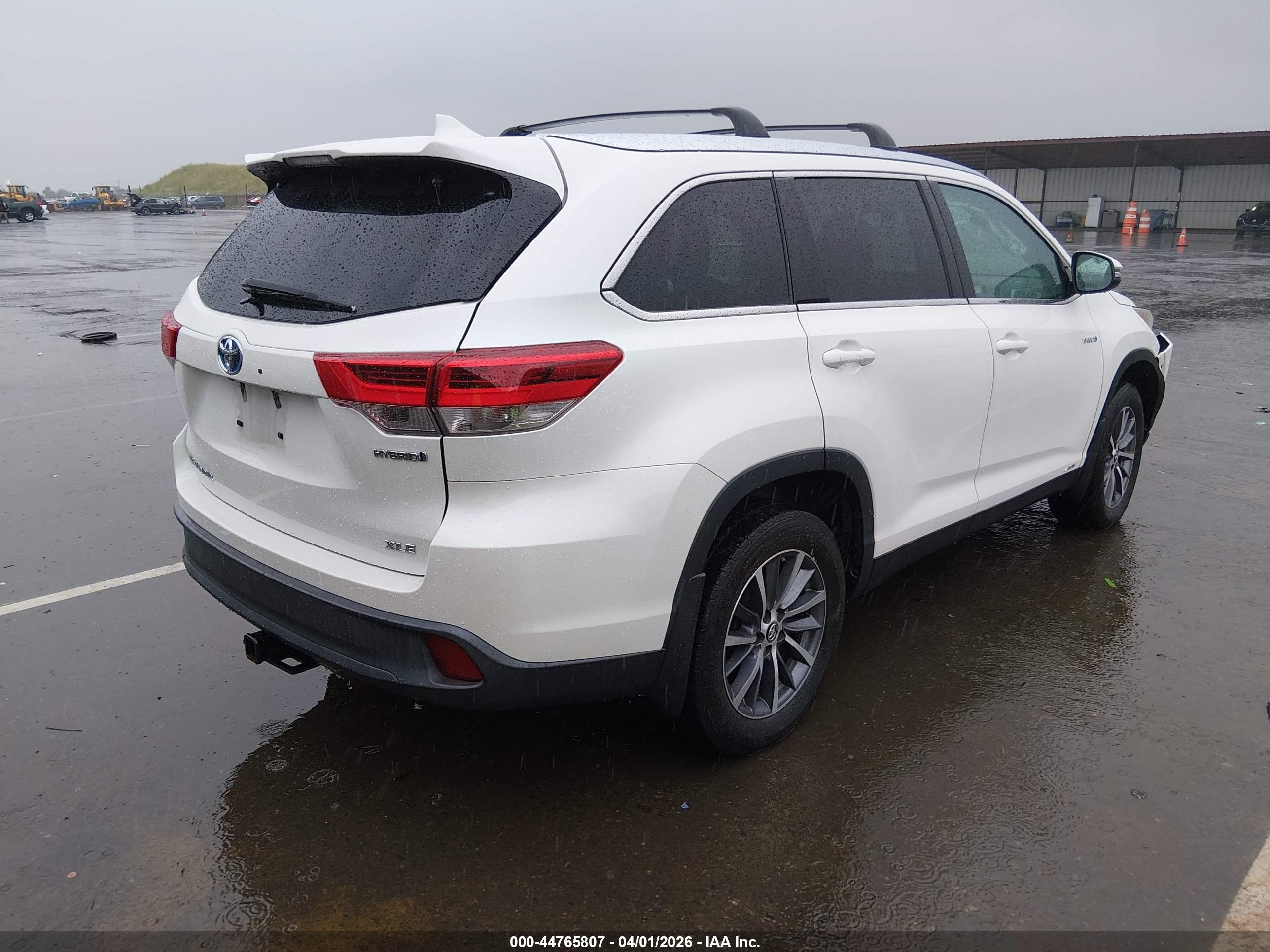TOYOTA HIGHLANDER image 4