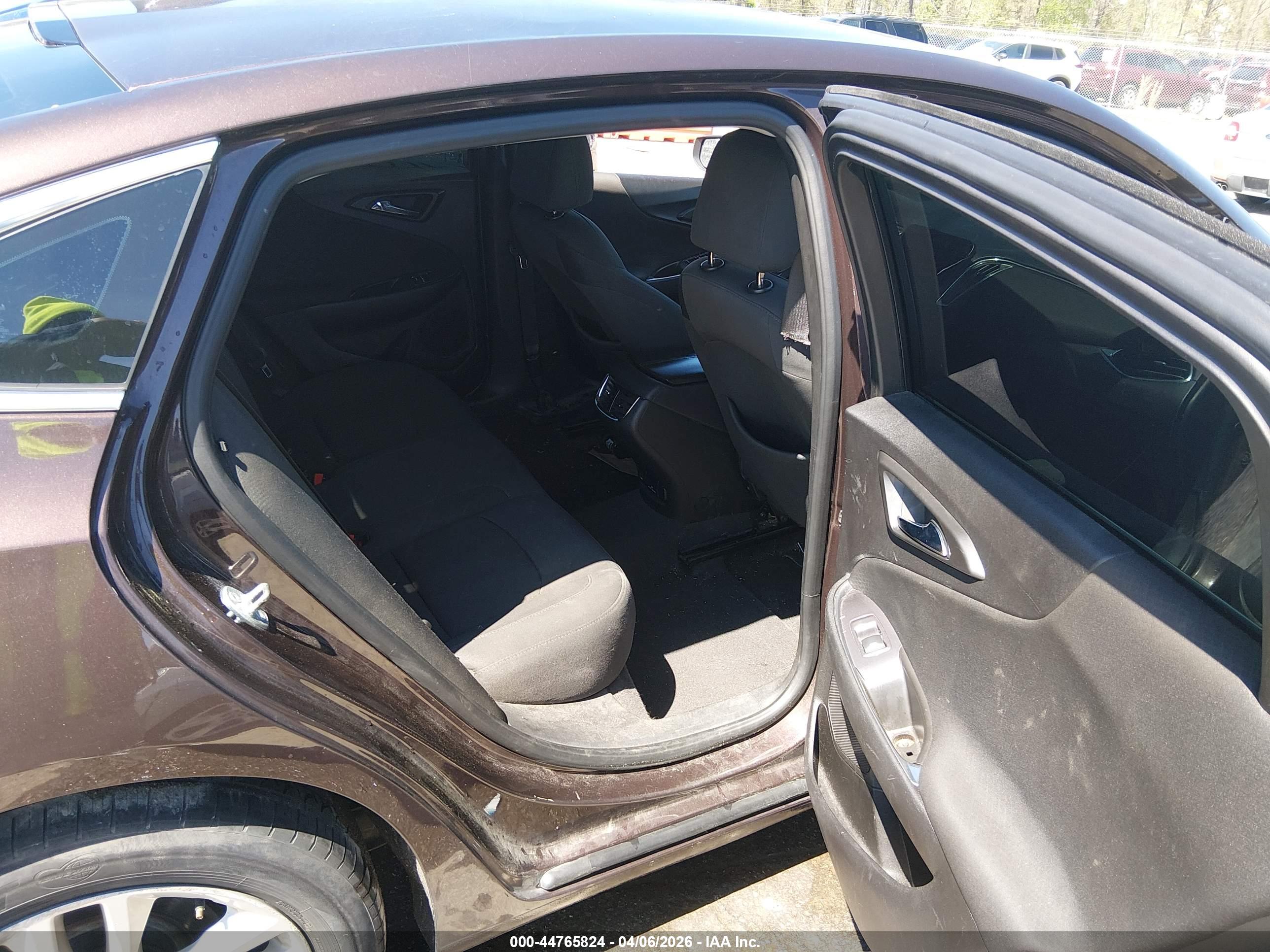 CHEVROLET MALIBU image 8