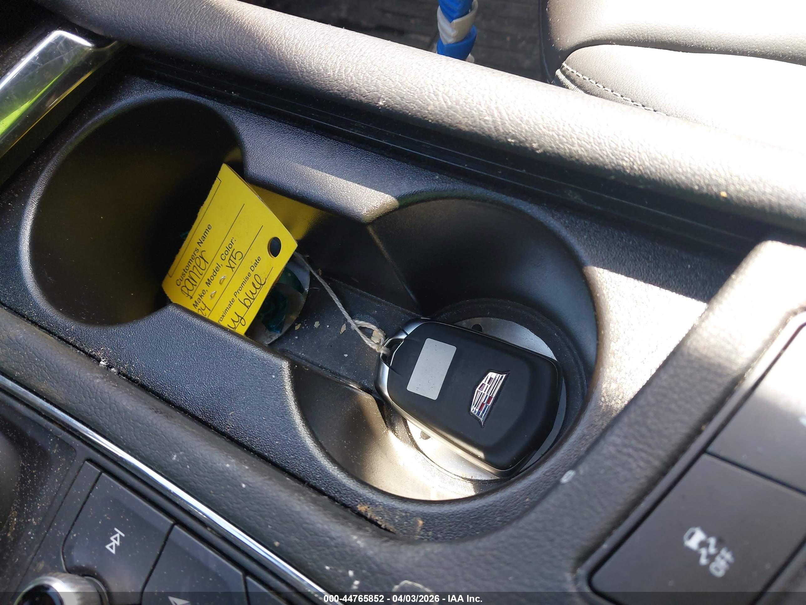 CADILLAC XT5 image 11