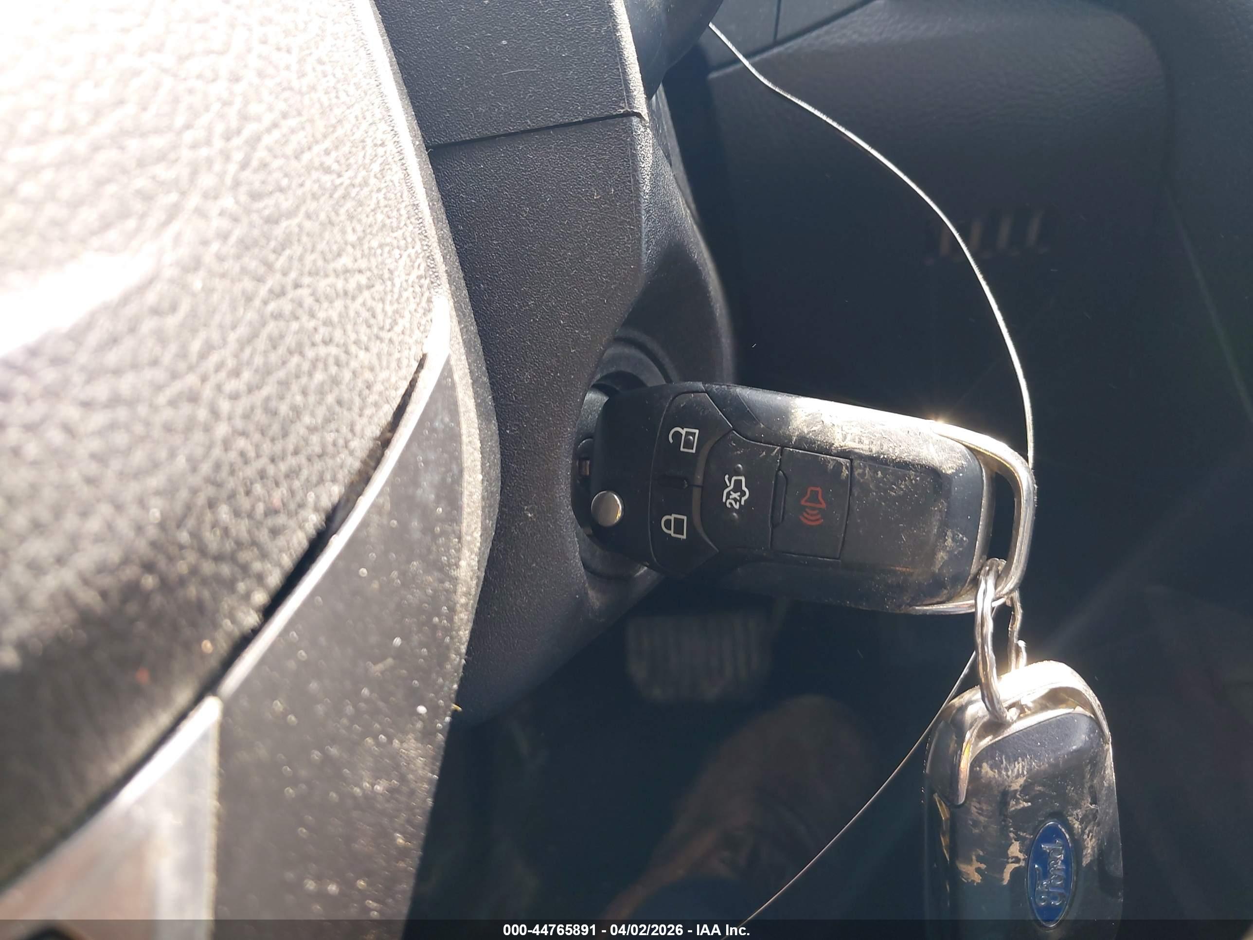 FORD FUSION image 11