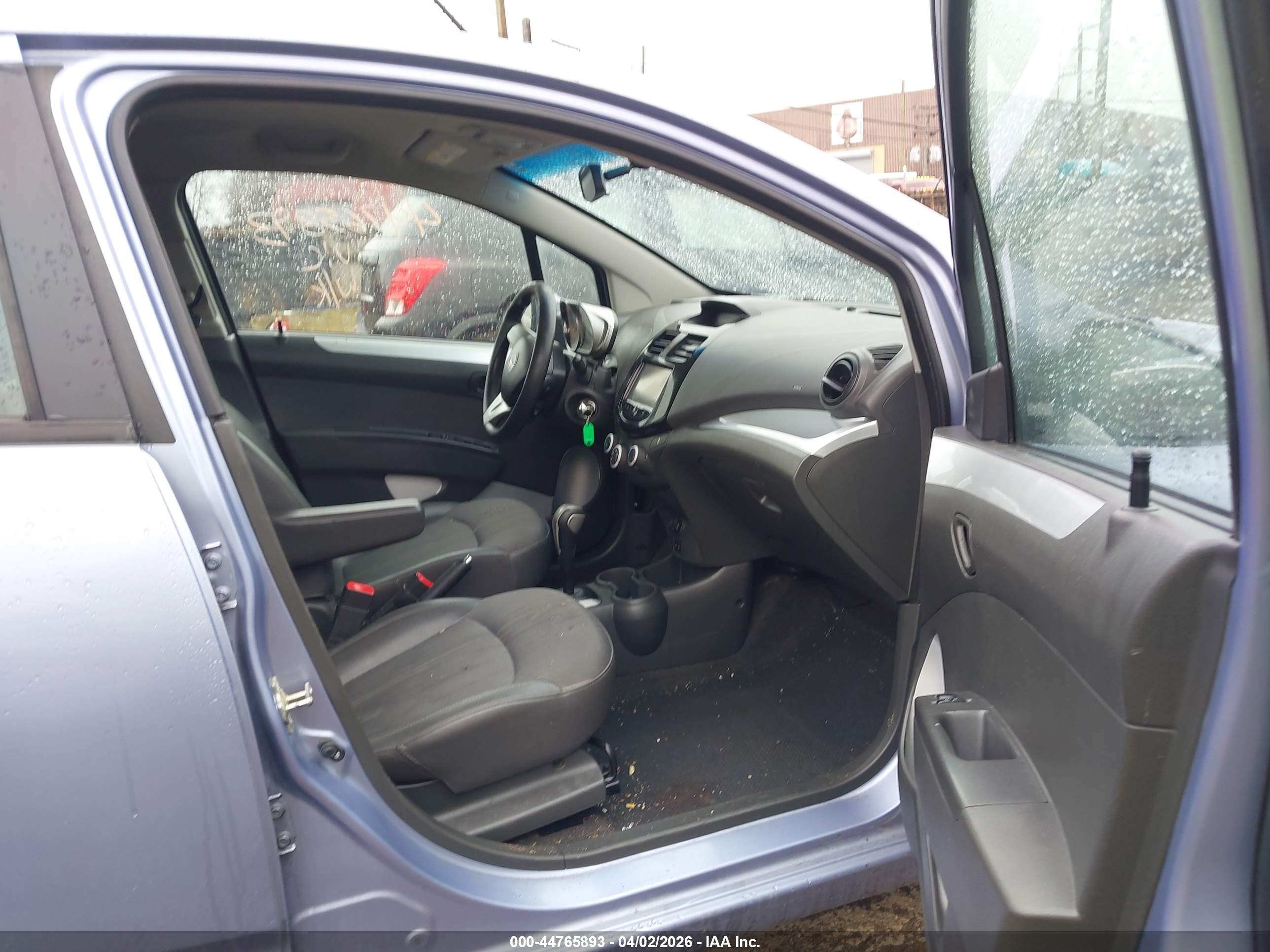 CHEVROLET SPARK image 5