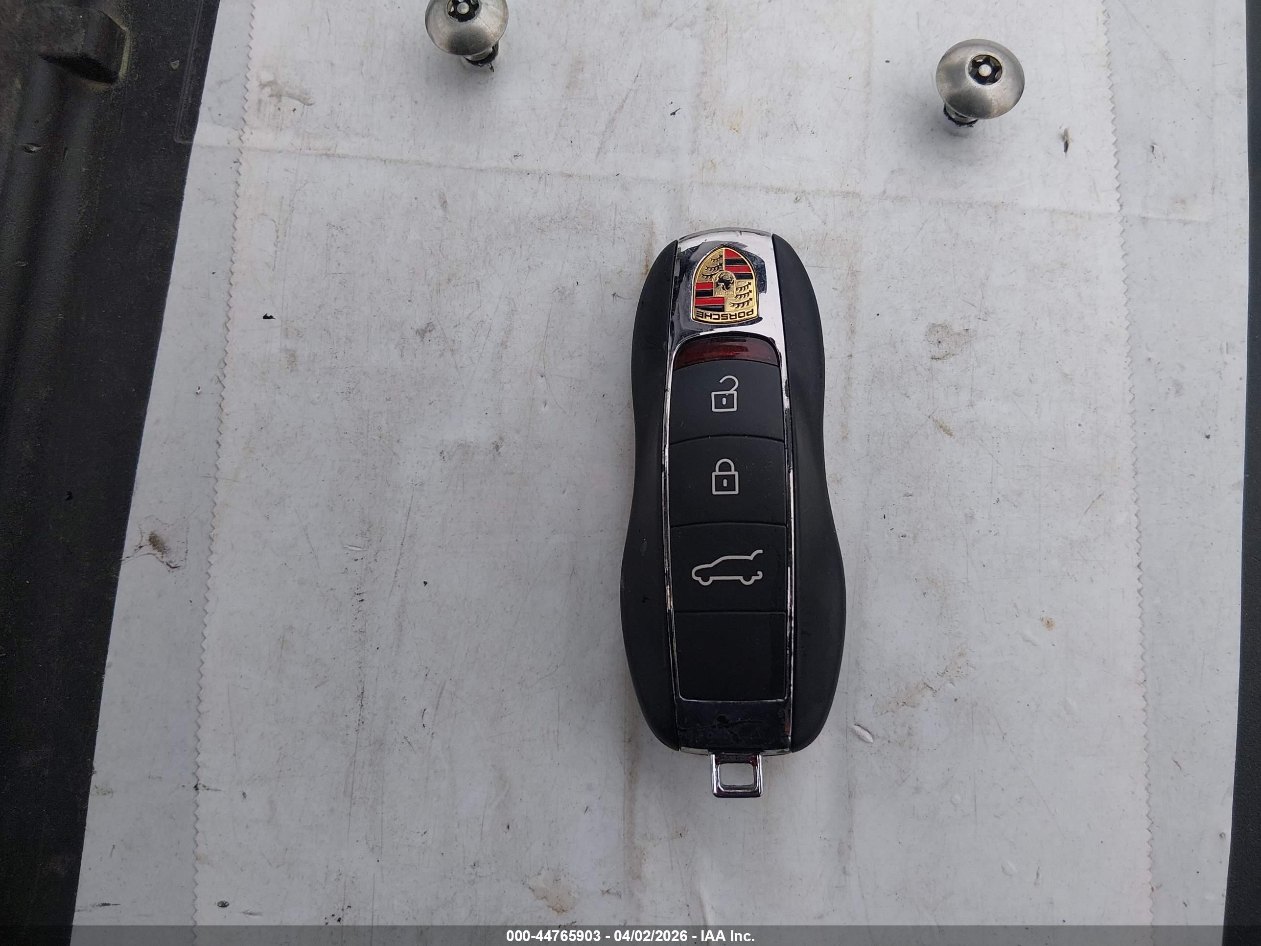 PORSCHE MACAN image 11