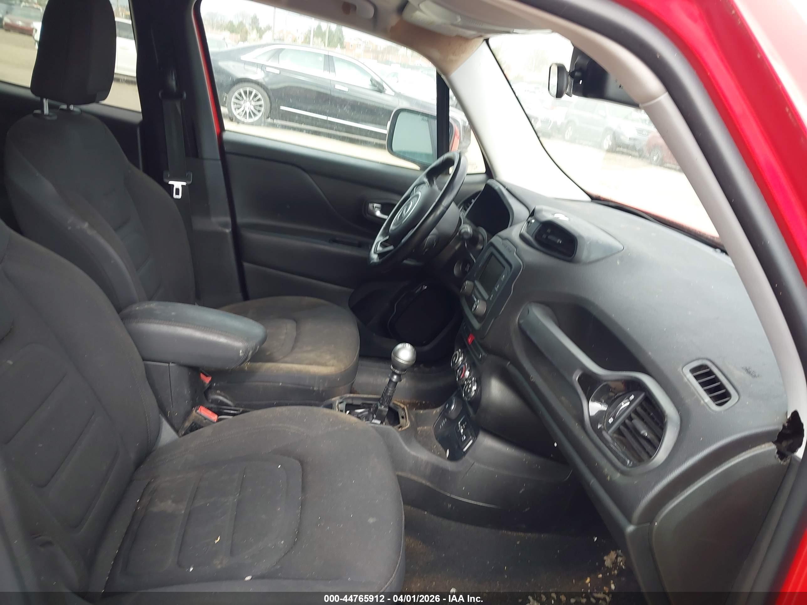 JEEP RENEGADE image 5