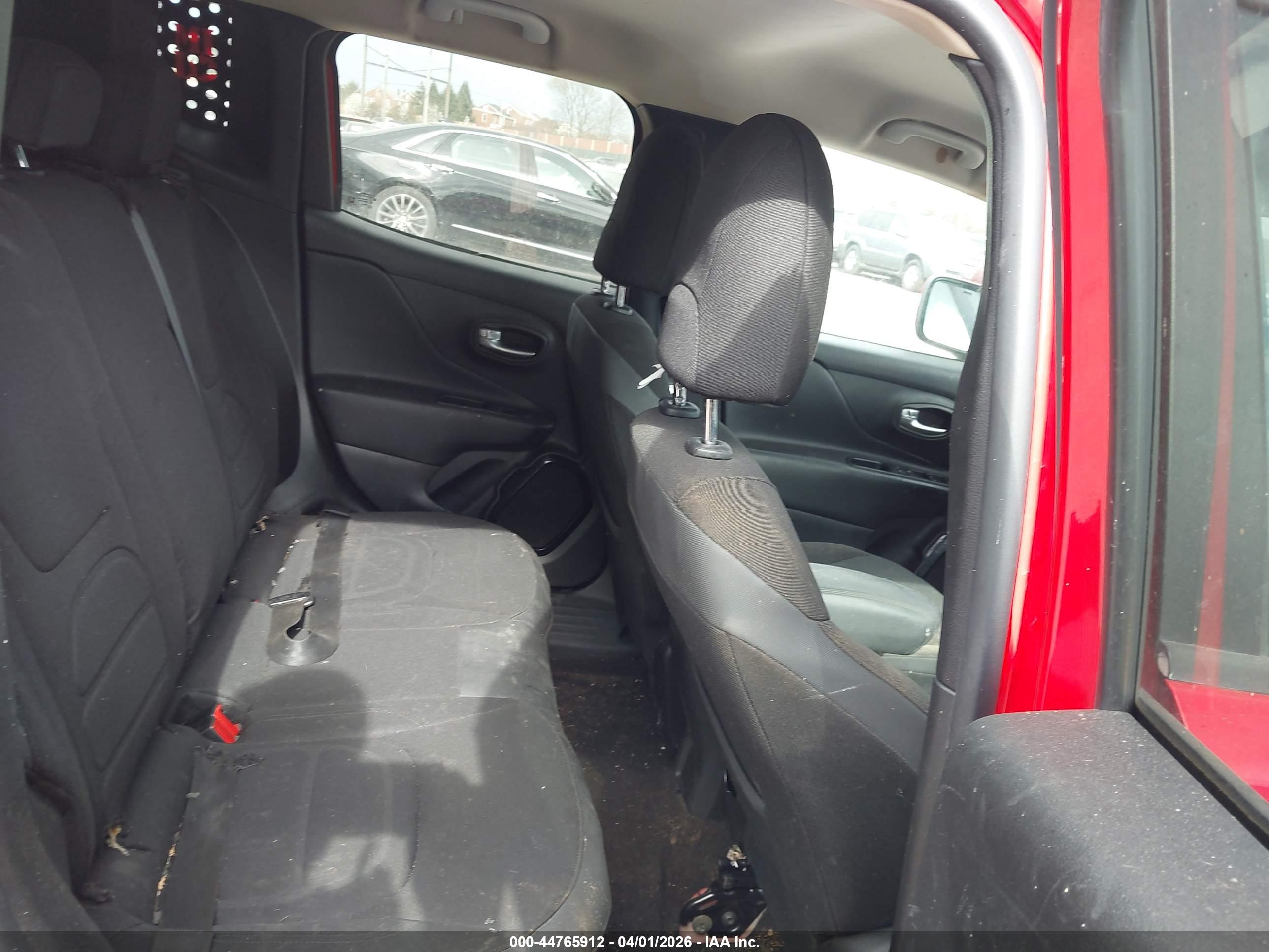 JEEP RENEGADE image 8