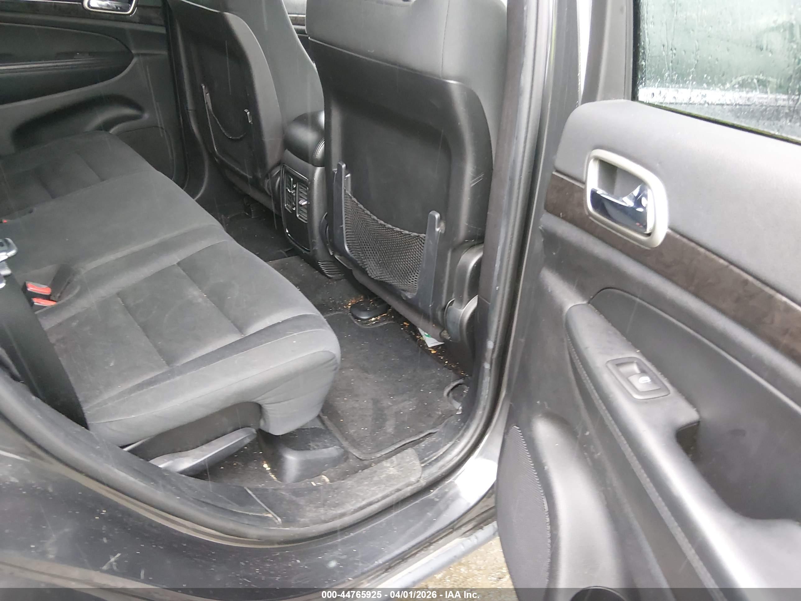 JEEP GRAND image 8