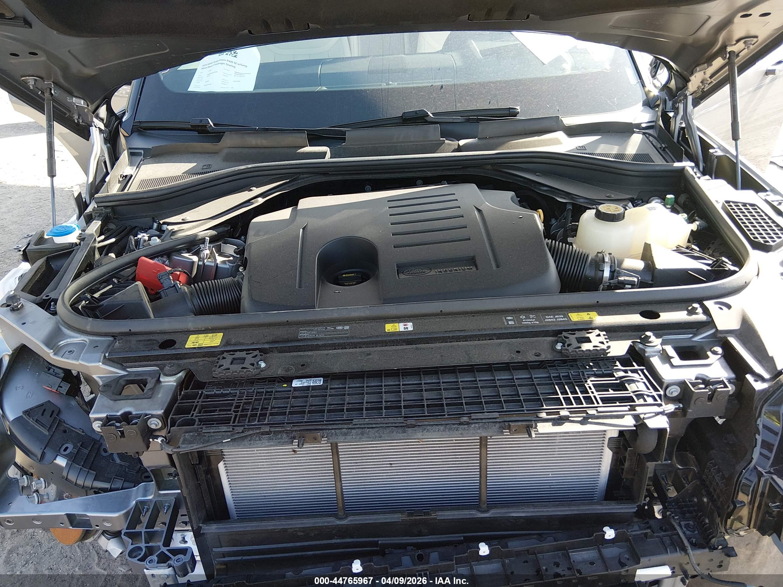 LAND ROVER image 10
