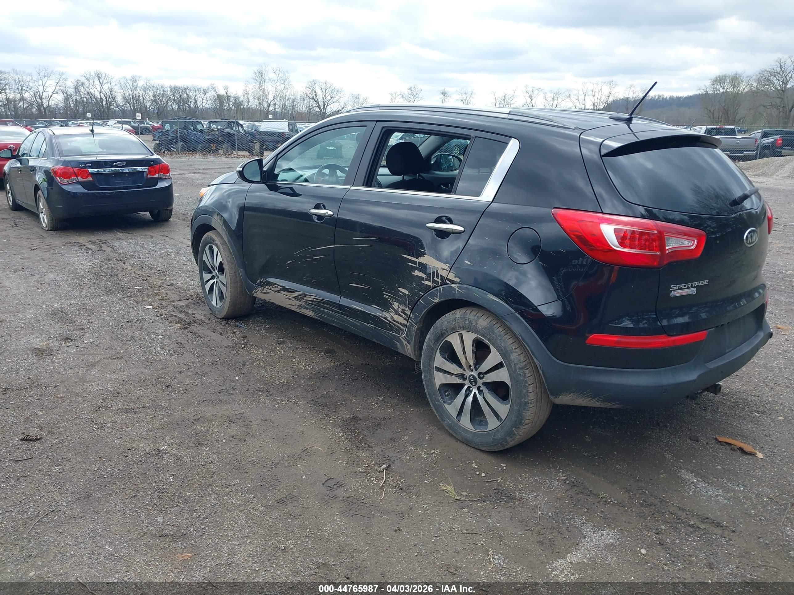 KIA SPORTAGE image 3