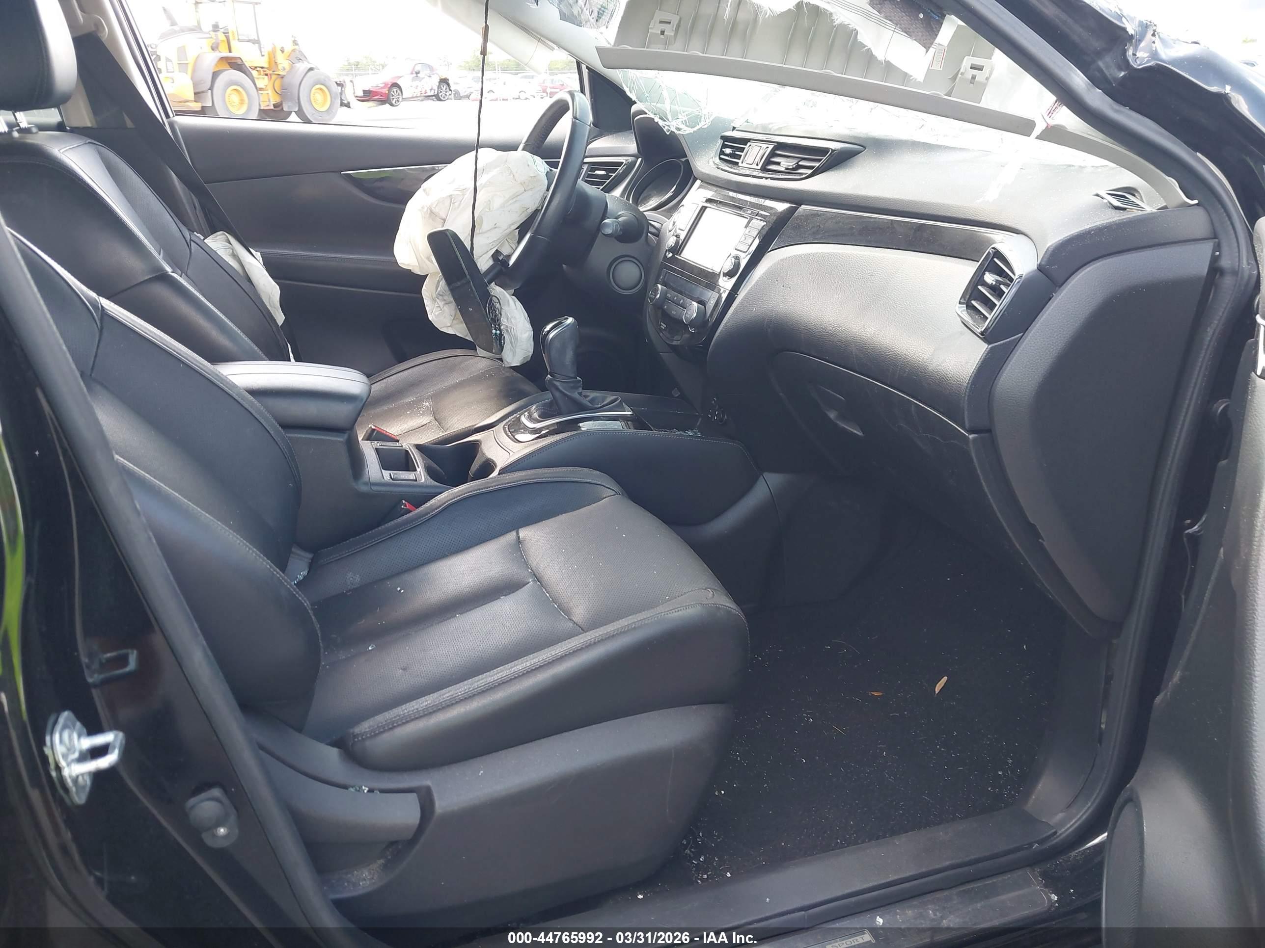 NISSAN ROGUE image 5