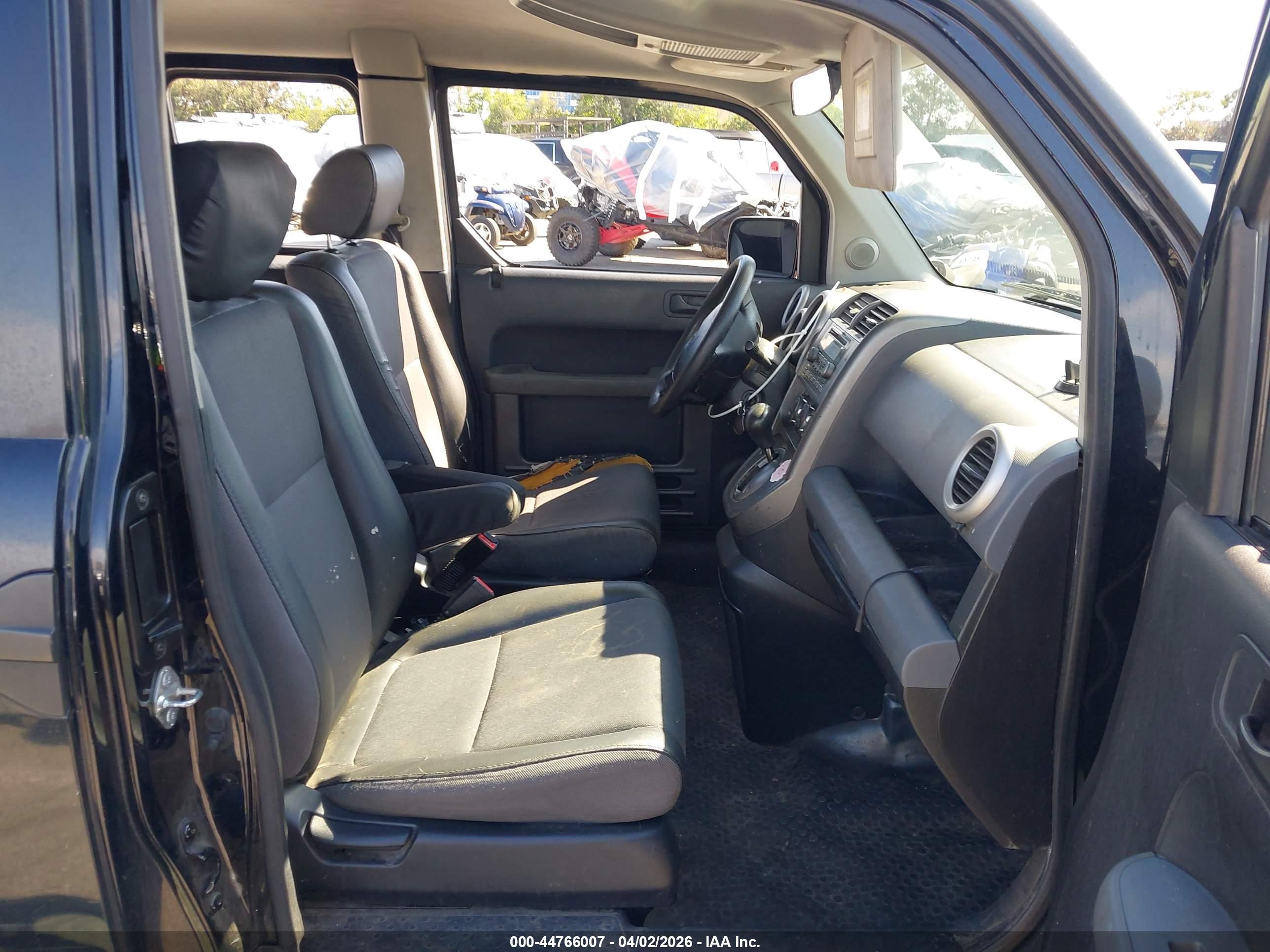 HONDA ELEMENT image 5