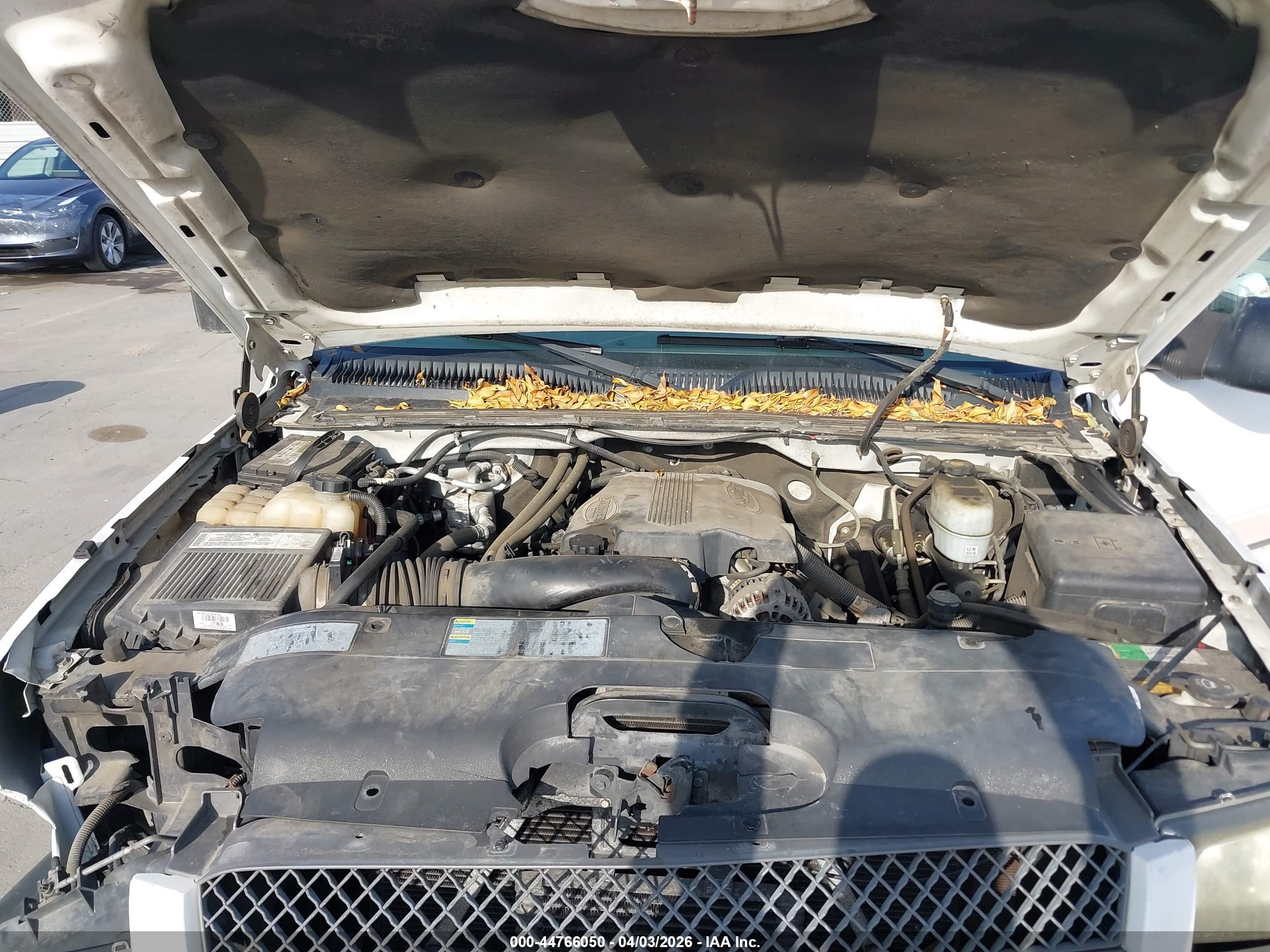 CHEVROLET SILVERADO image 10
