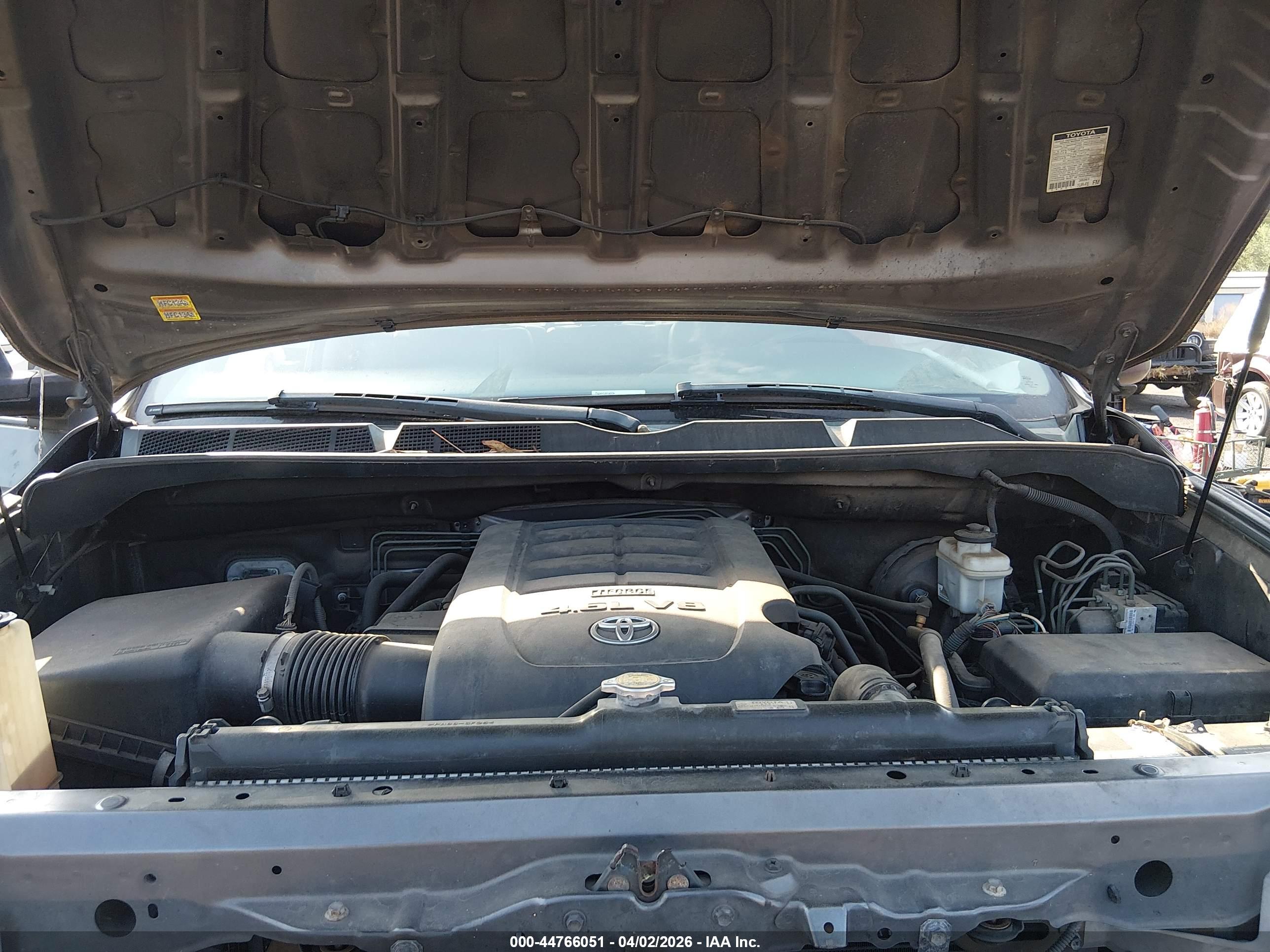 TOYOTA TUNDRA image 10