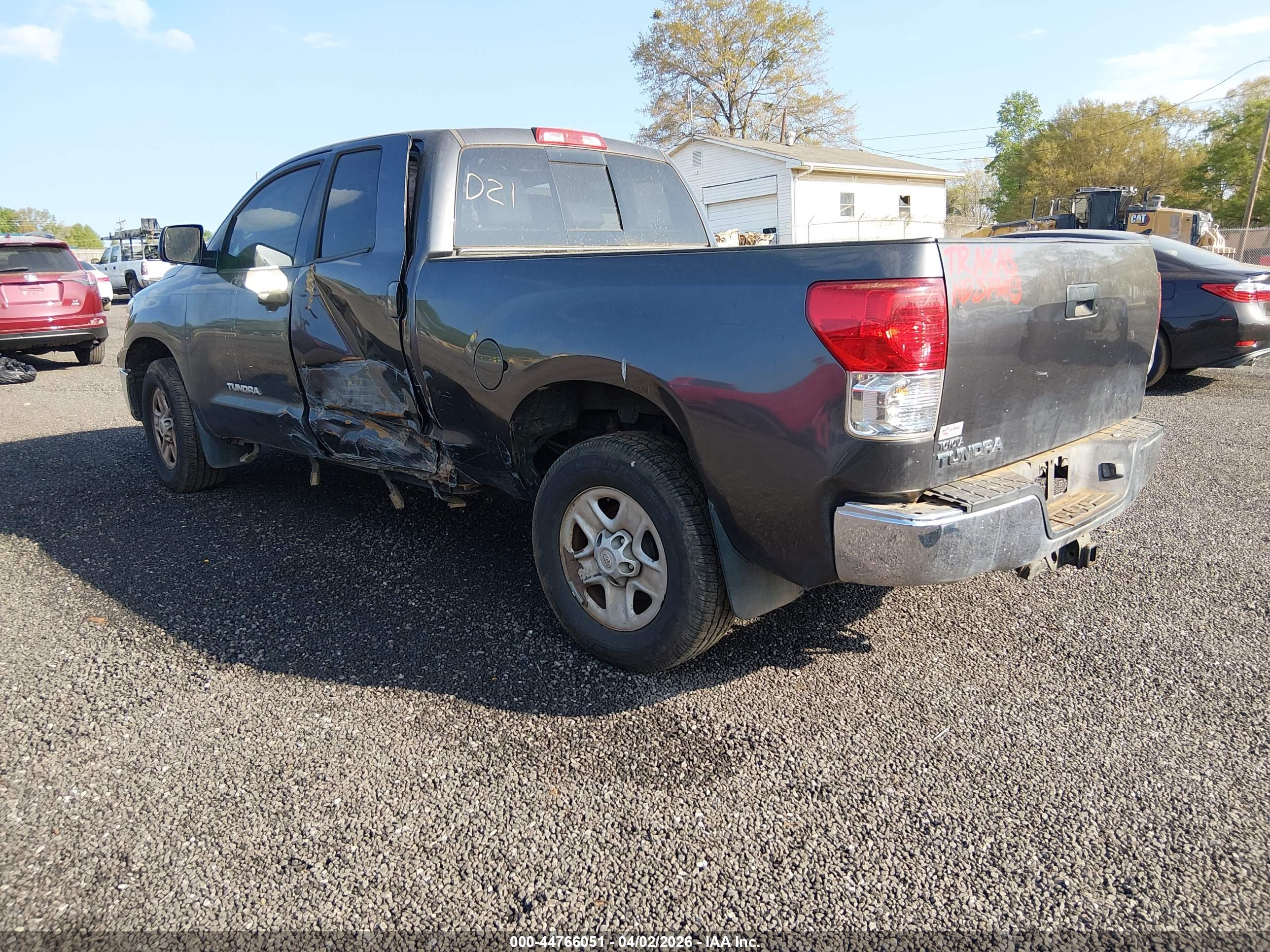 TOYOTA TUNDRA image 3