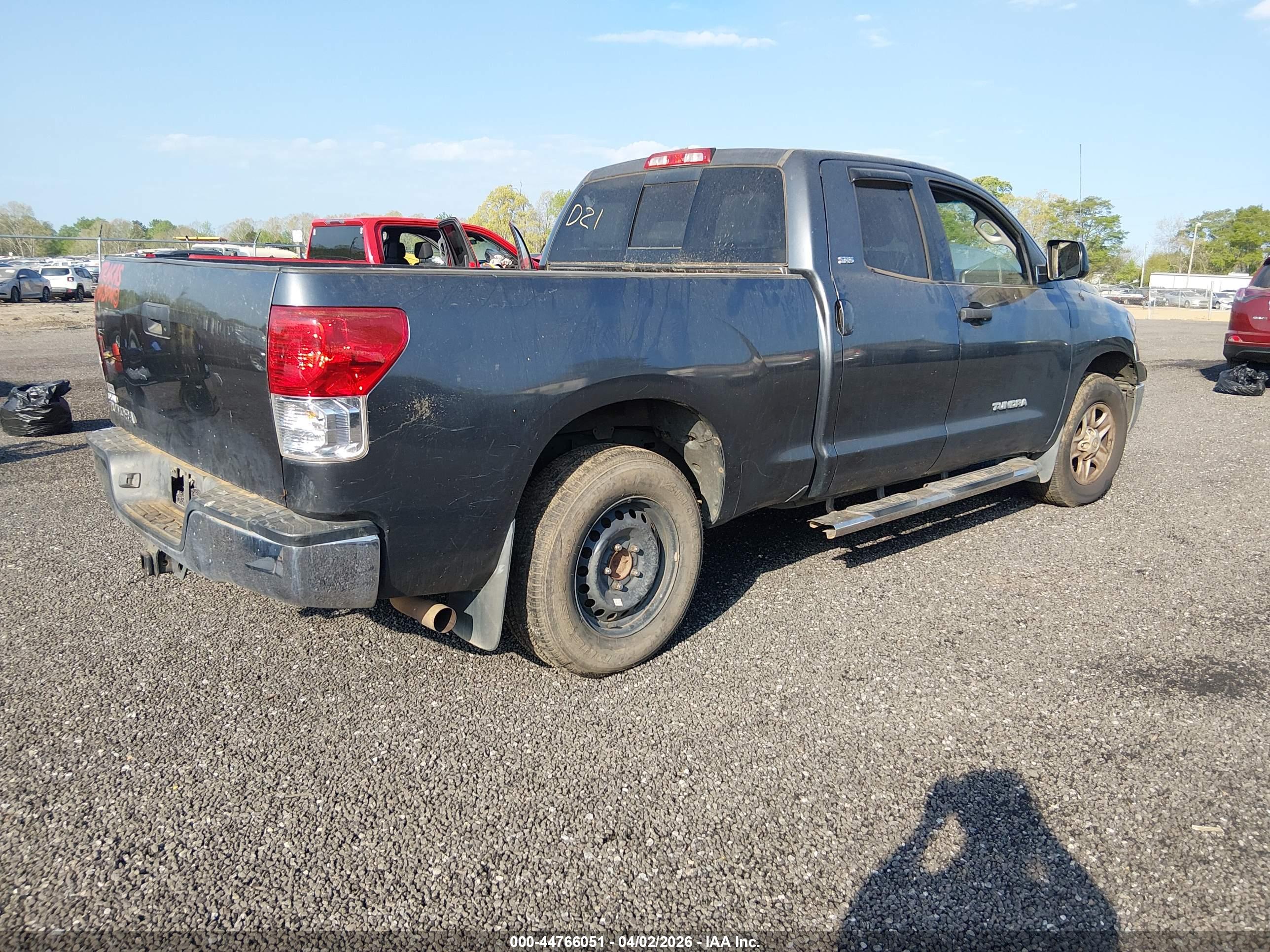 TOYOTA TUNDRA image 4