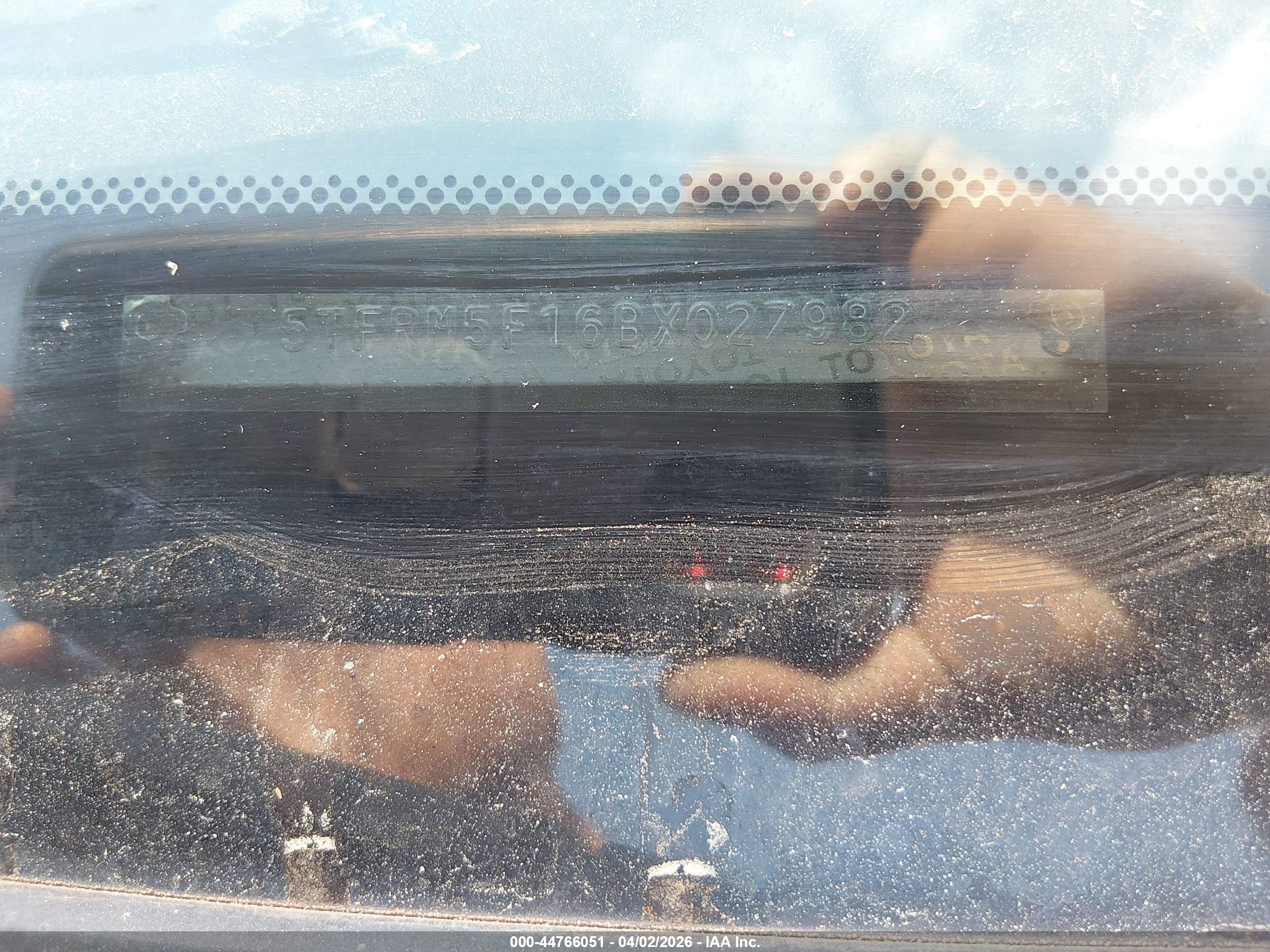 TOYOTA TUNDRA image 9