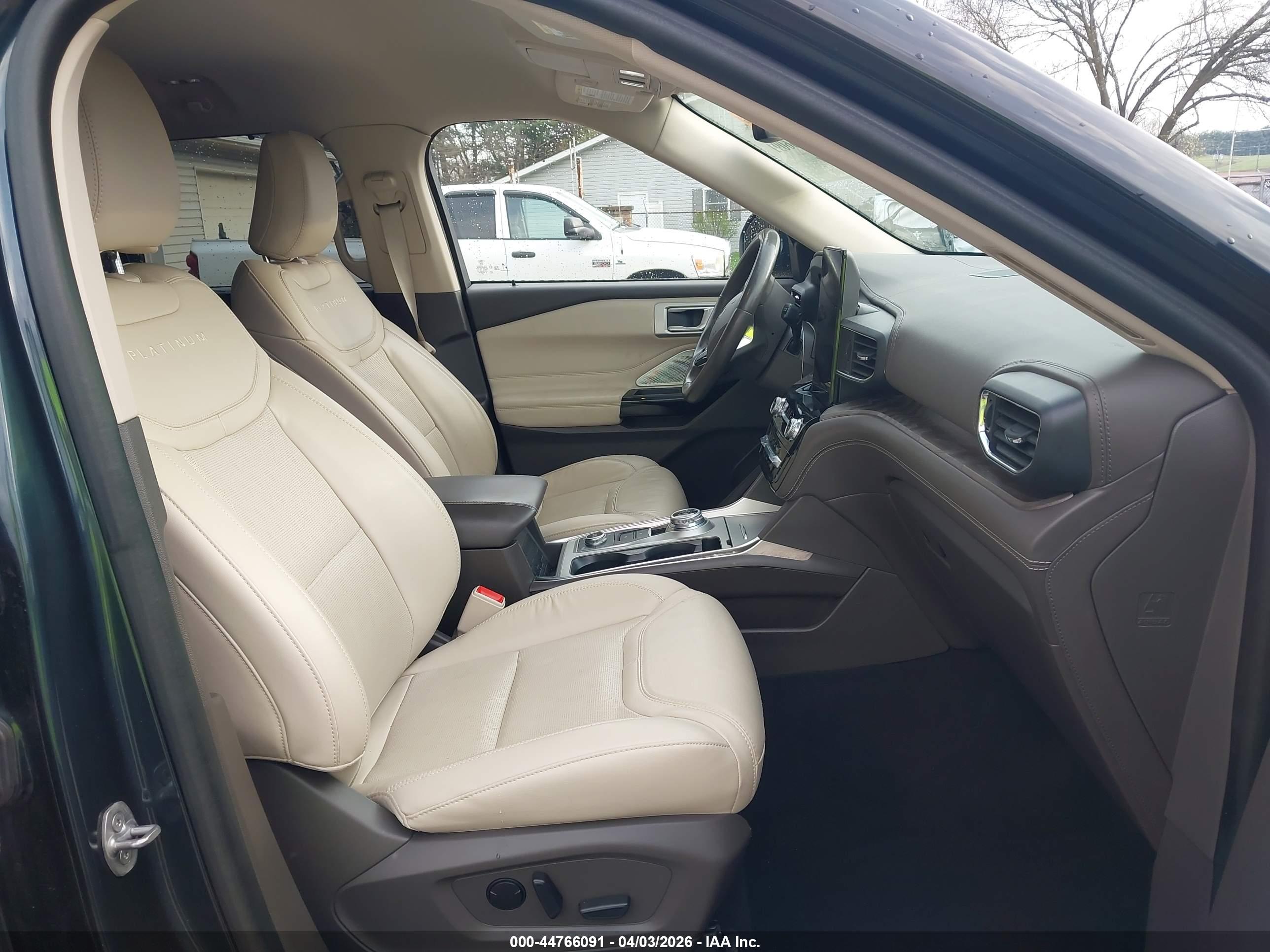 FORD EXPLORER image 5