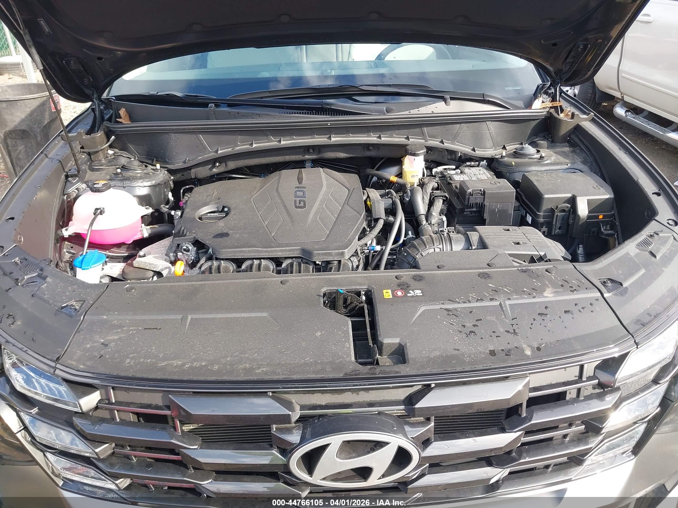 HYUNDAI TUCSON image 10