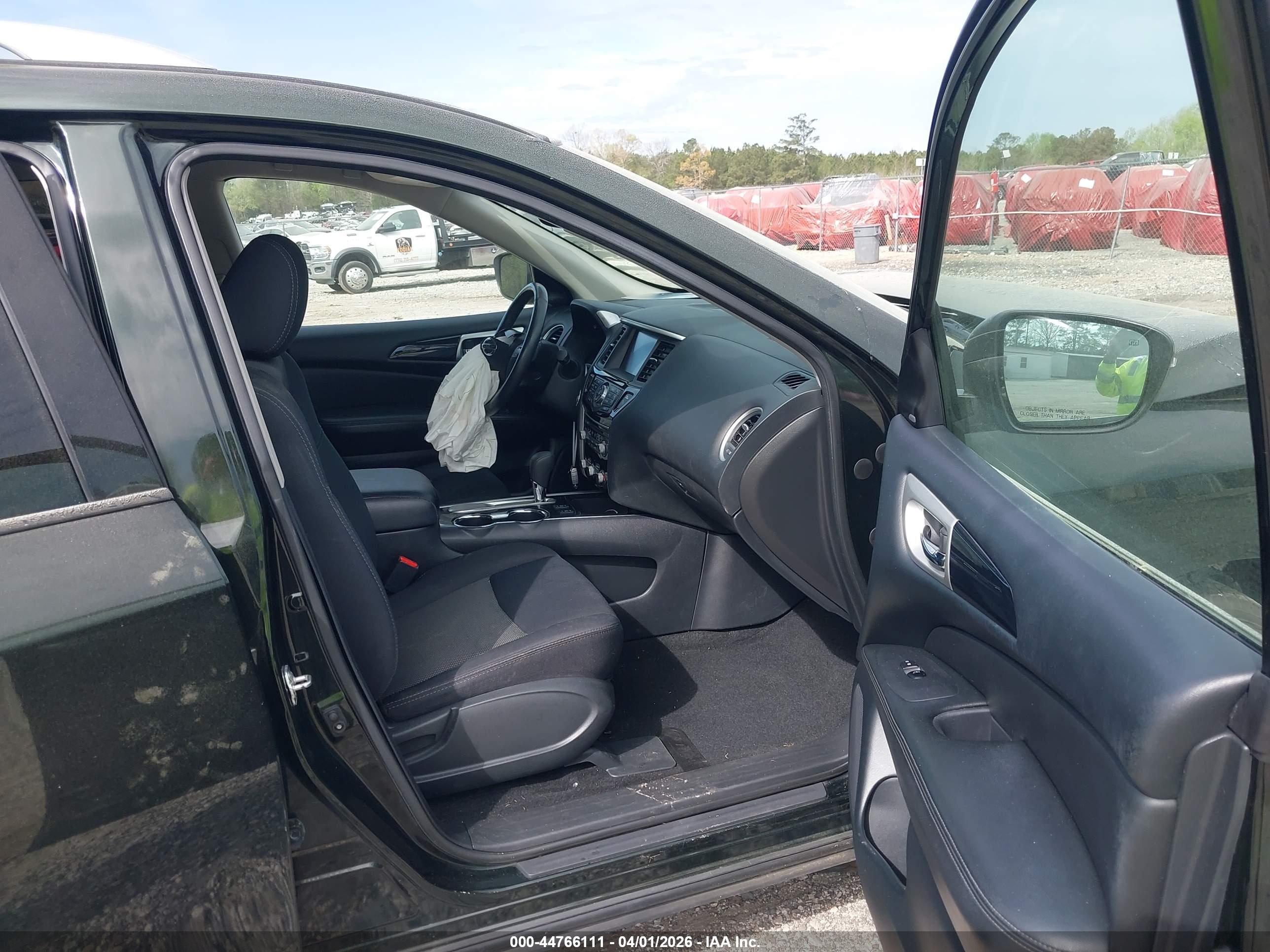 NISSAN PATHFINDER image 5