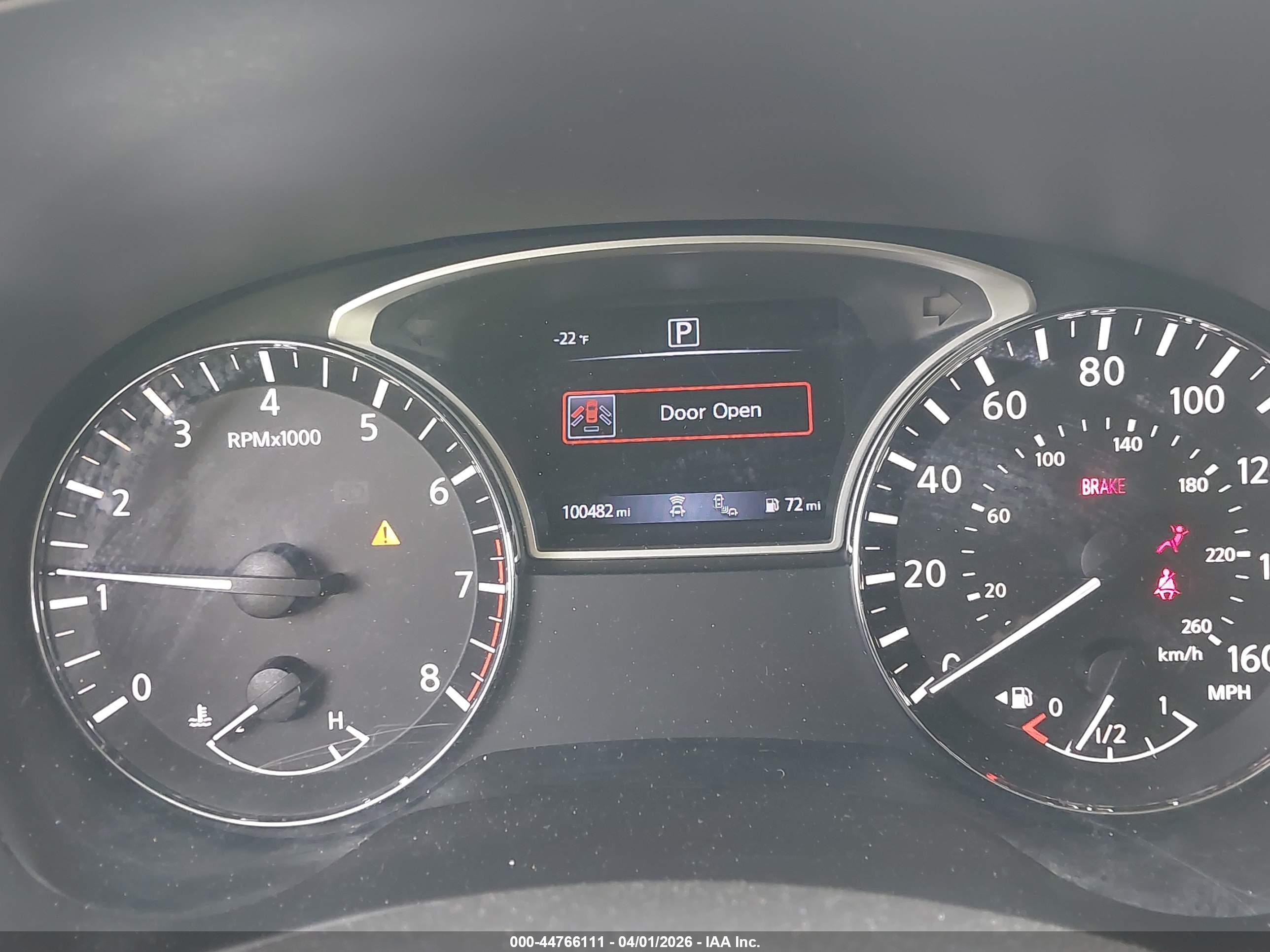 NISSAN PATHFINDER image 7