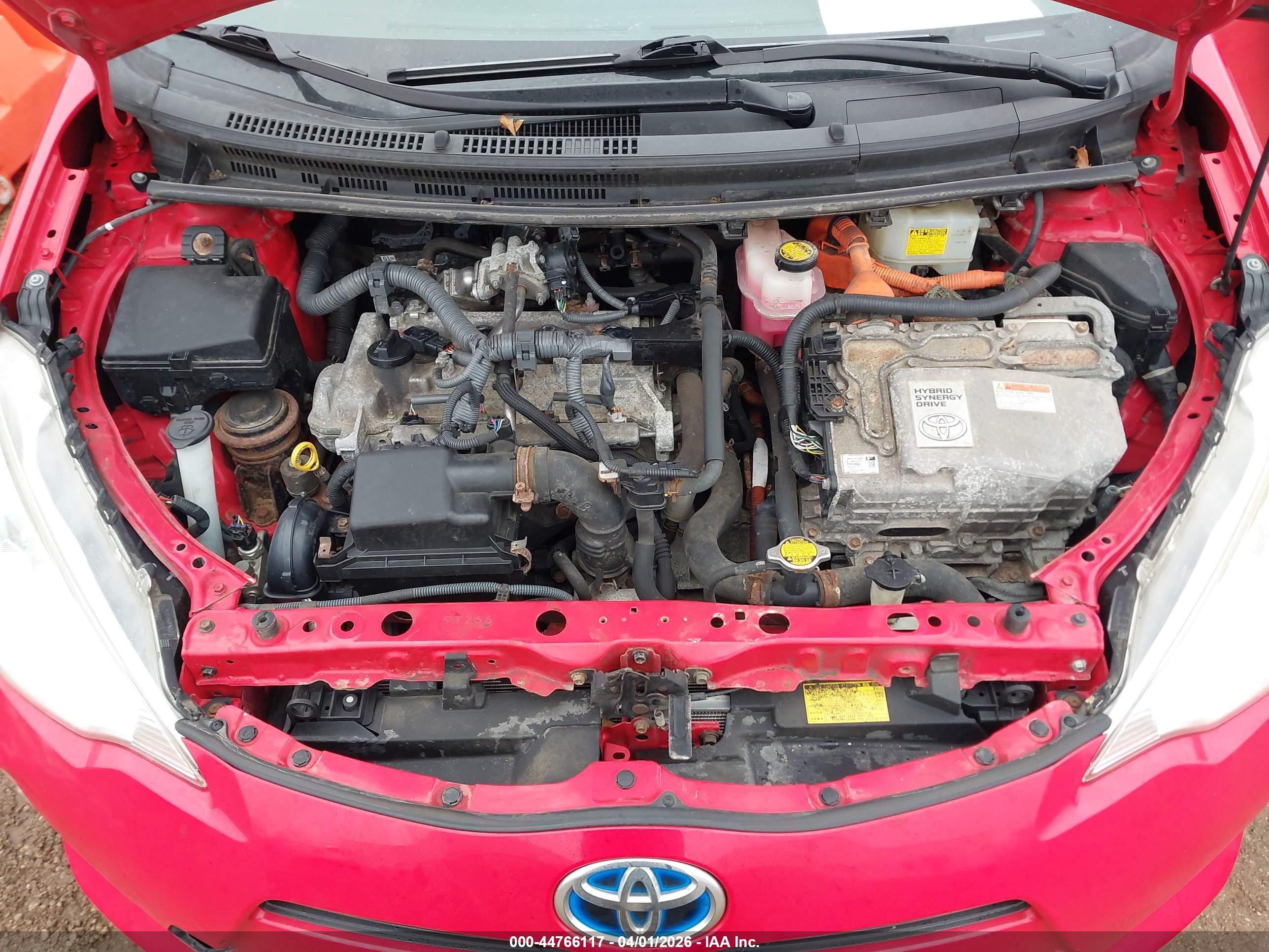 TOYOTA PRIUS image 10