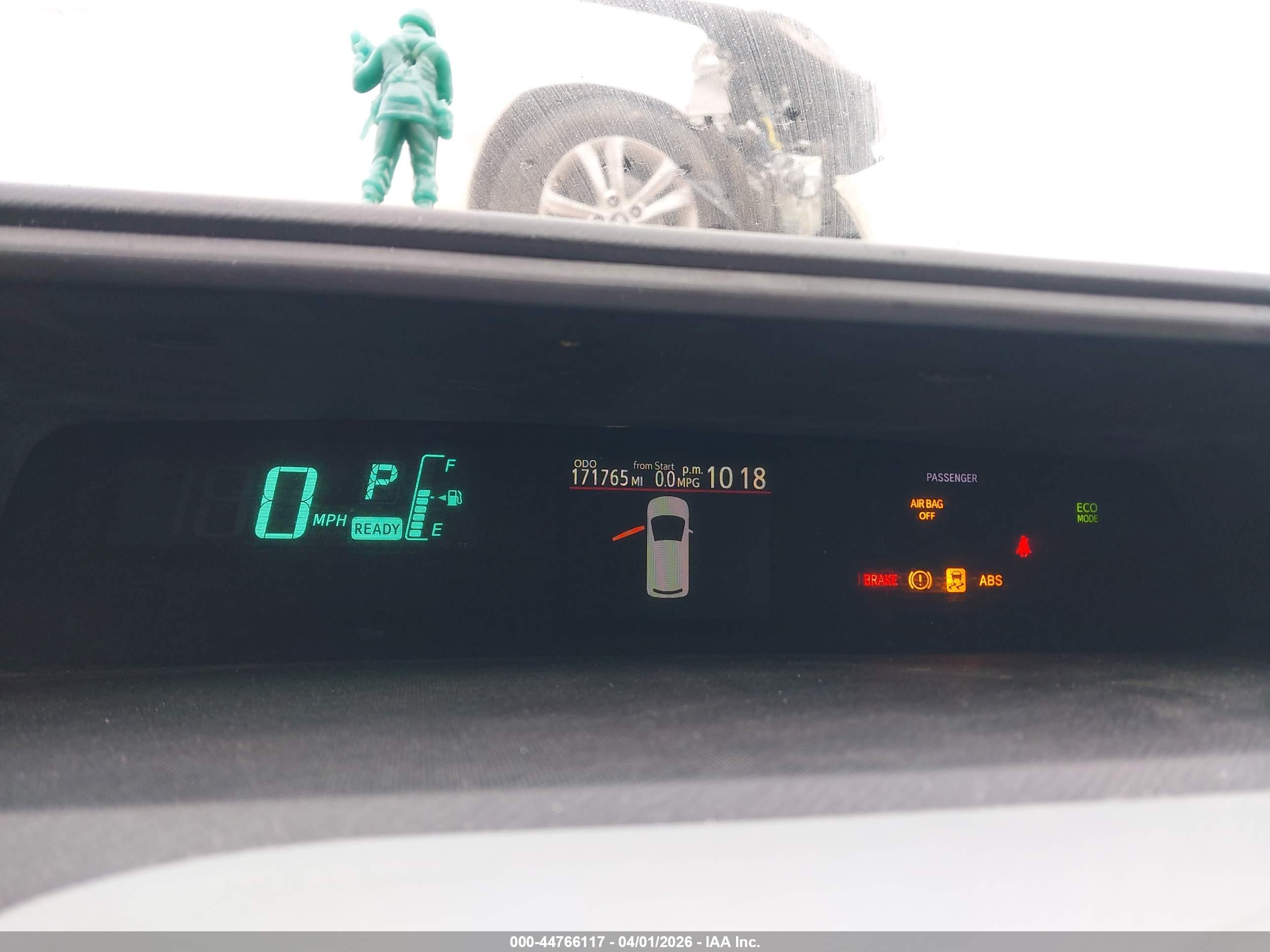 TOYOTA PRIUS image 7