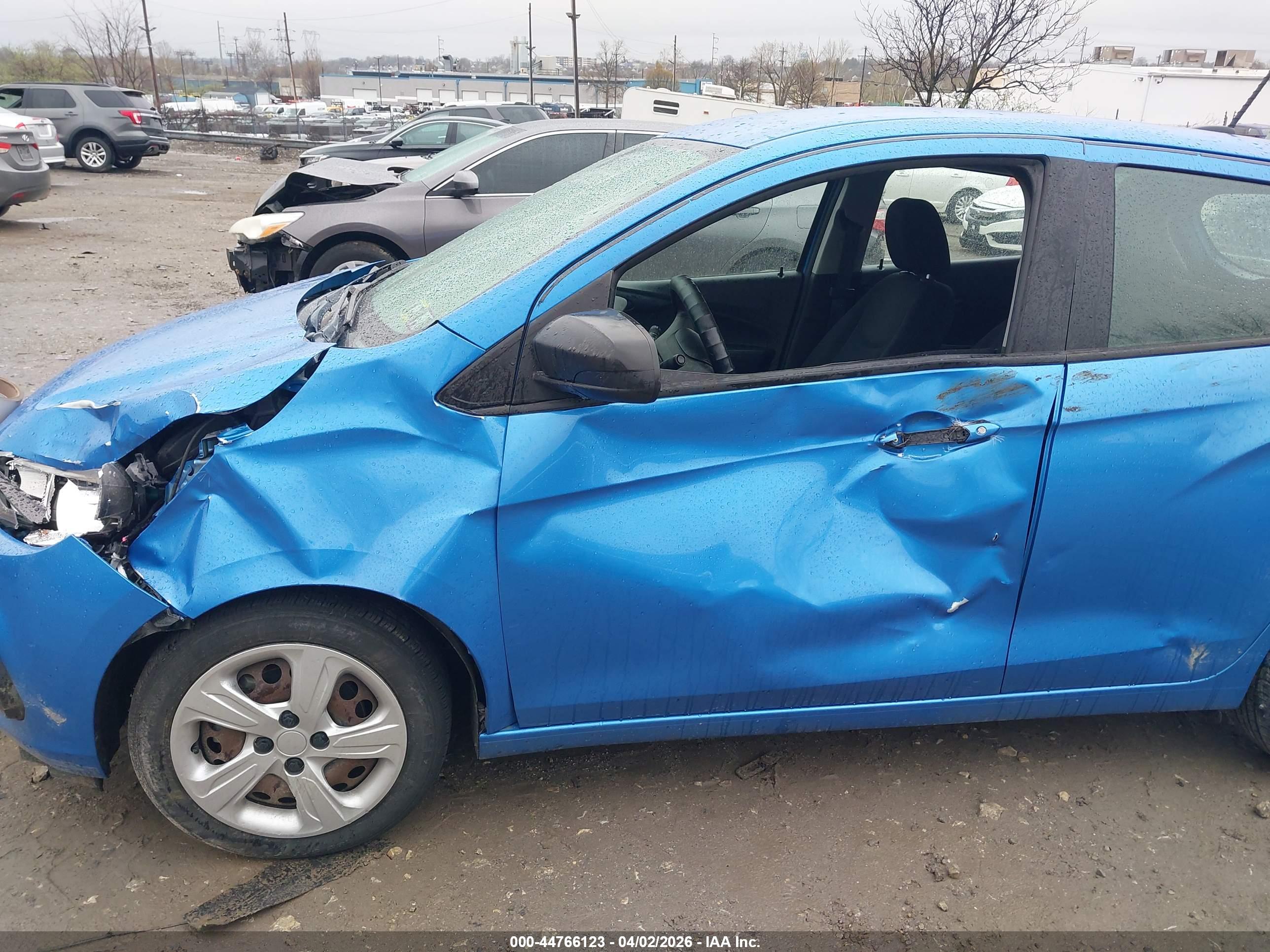 CHEVROLET SPARK image 6