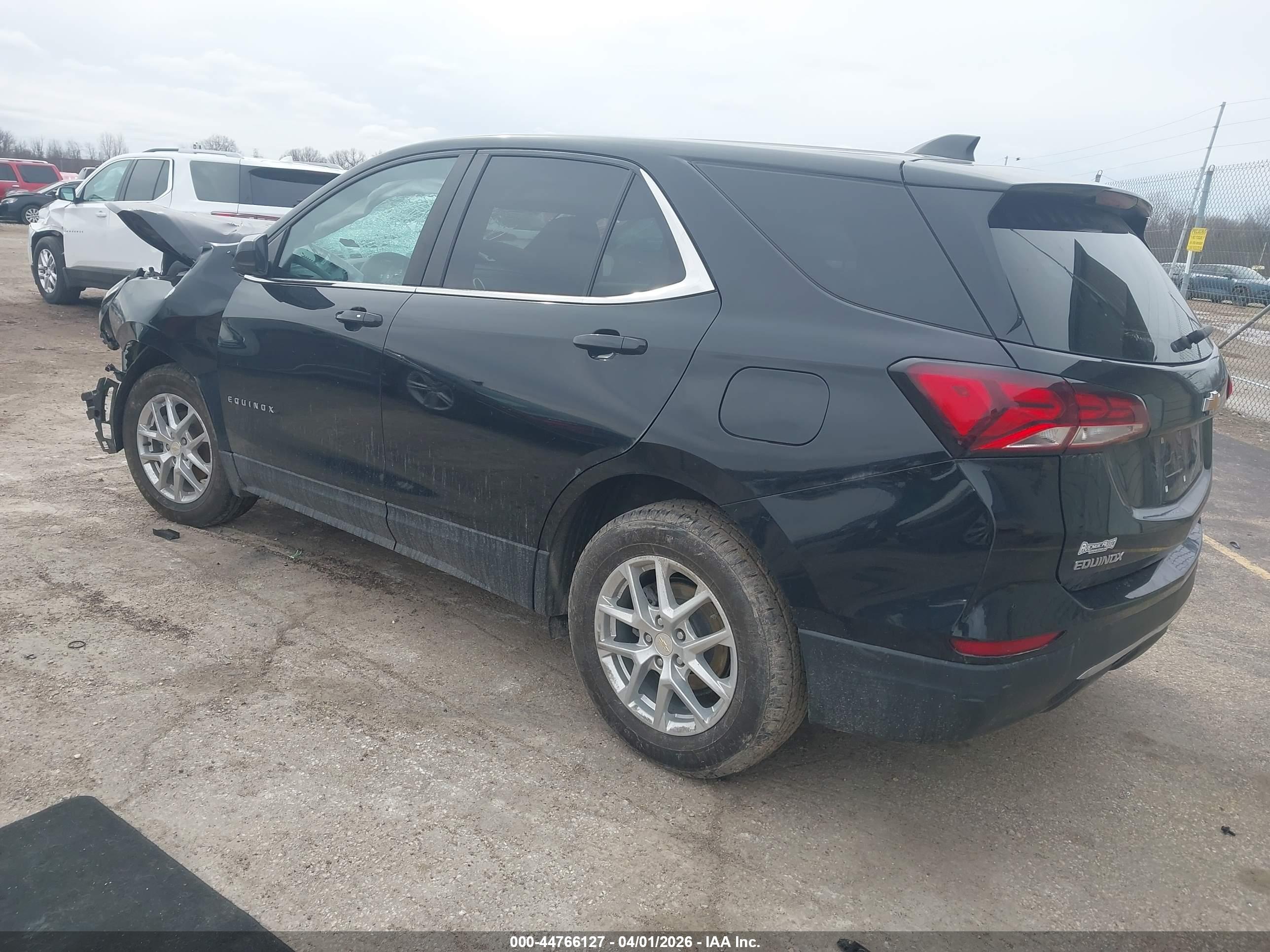 CHEVROLET EQUINOX image 3