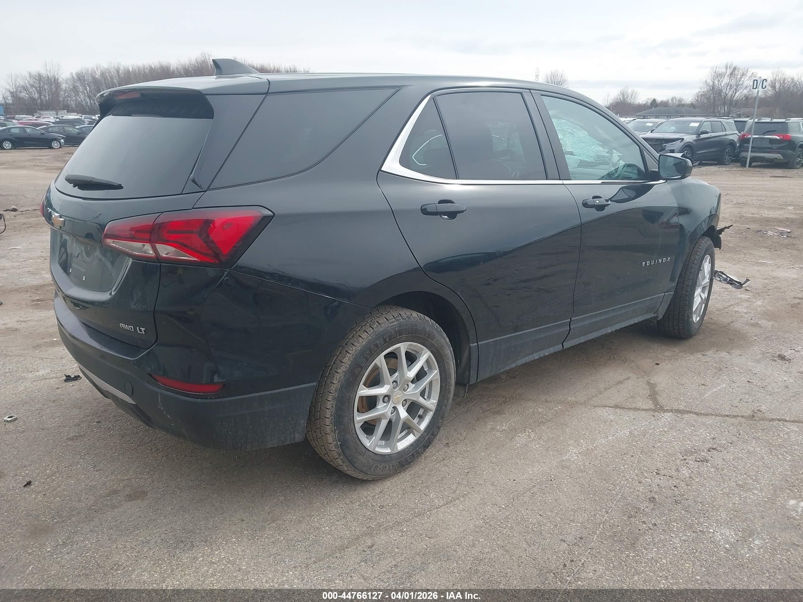CHEVROLET EQUINOX image 4