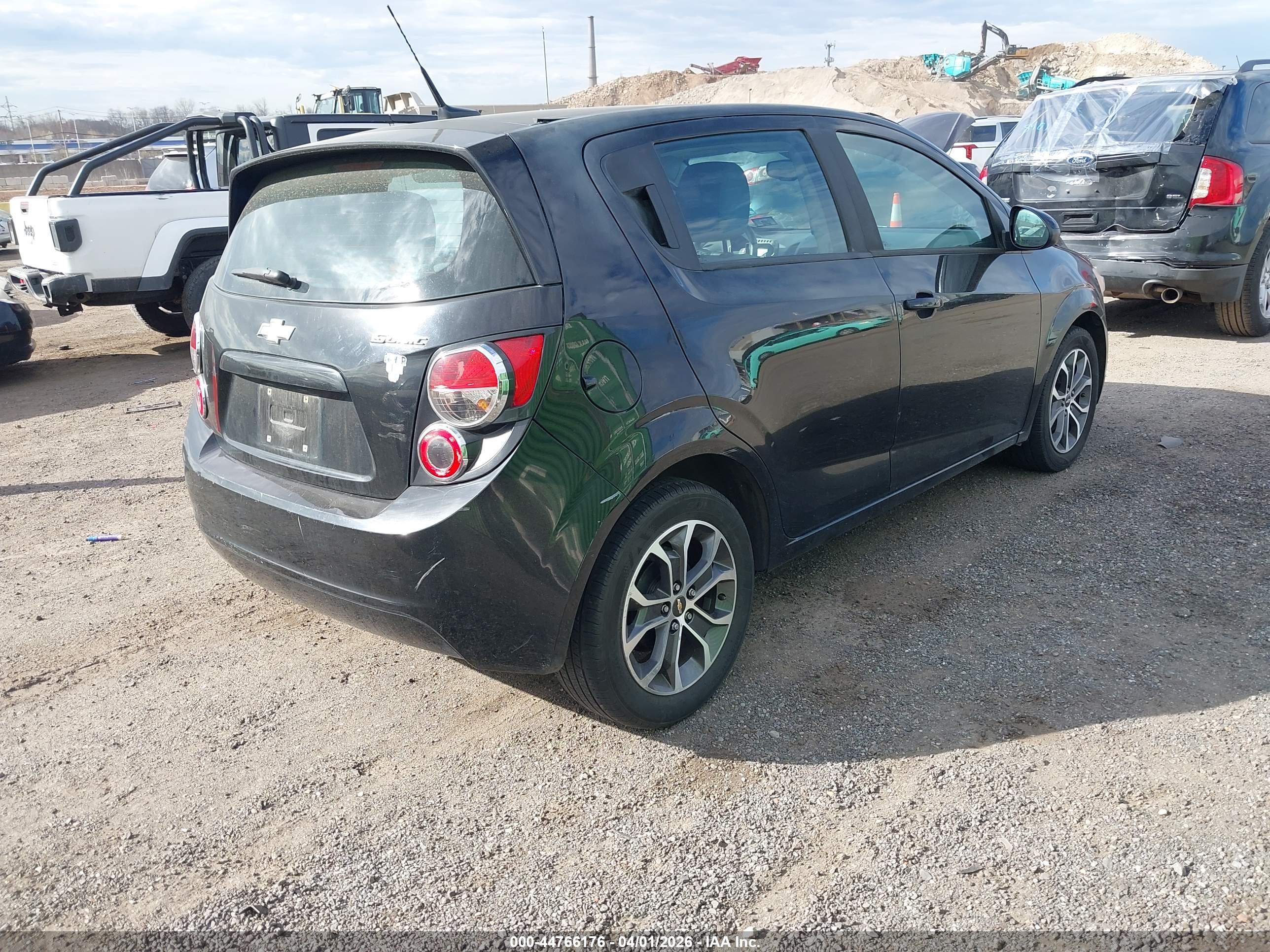 CHEVROLET SONIC image 4