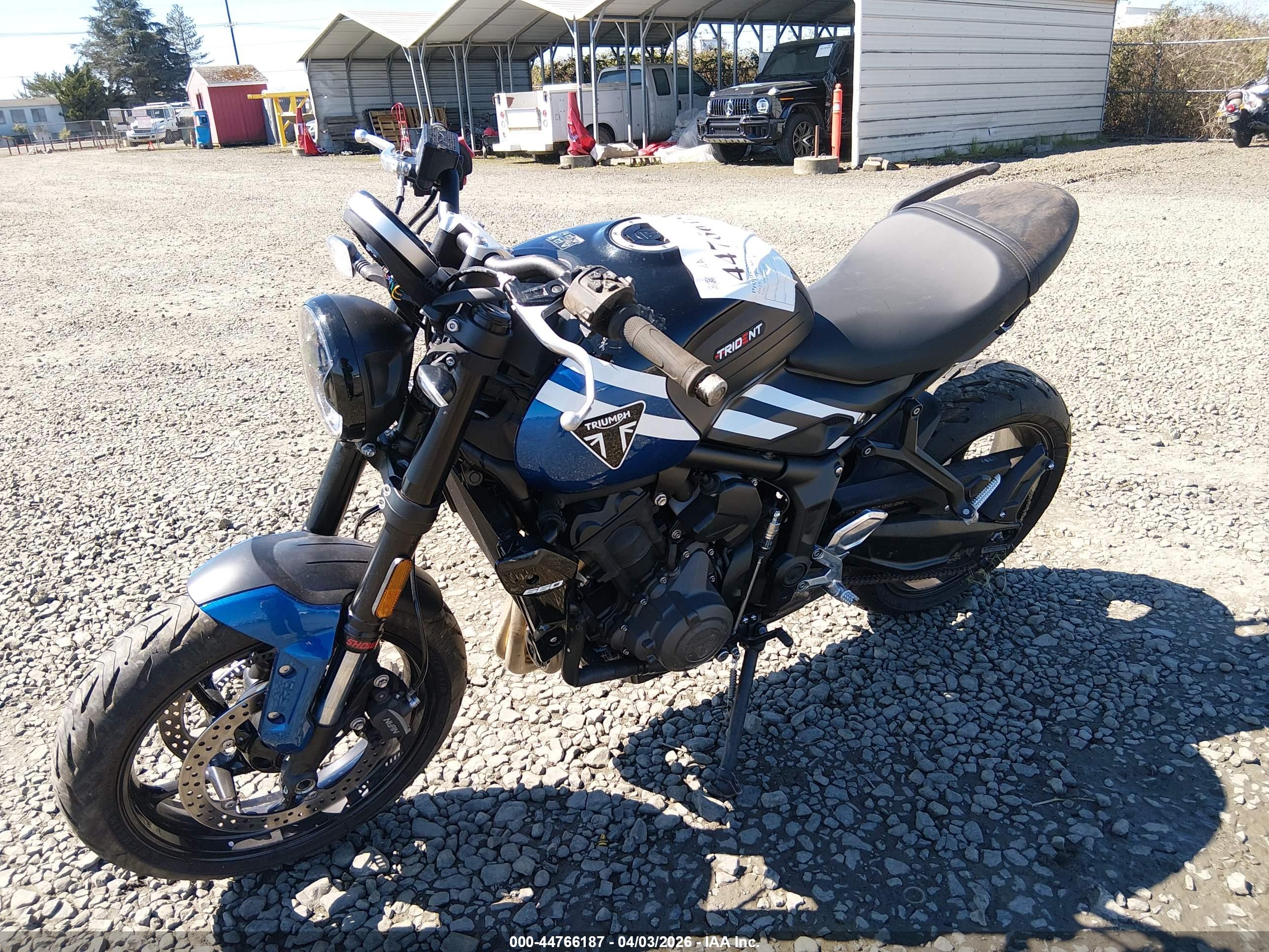TRIUMPH MOTORCYCLE image 2