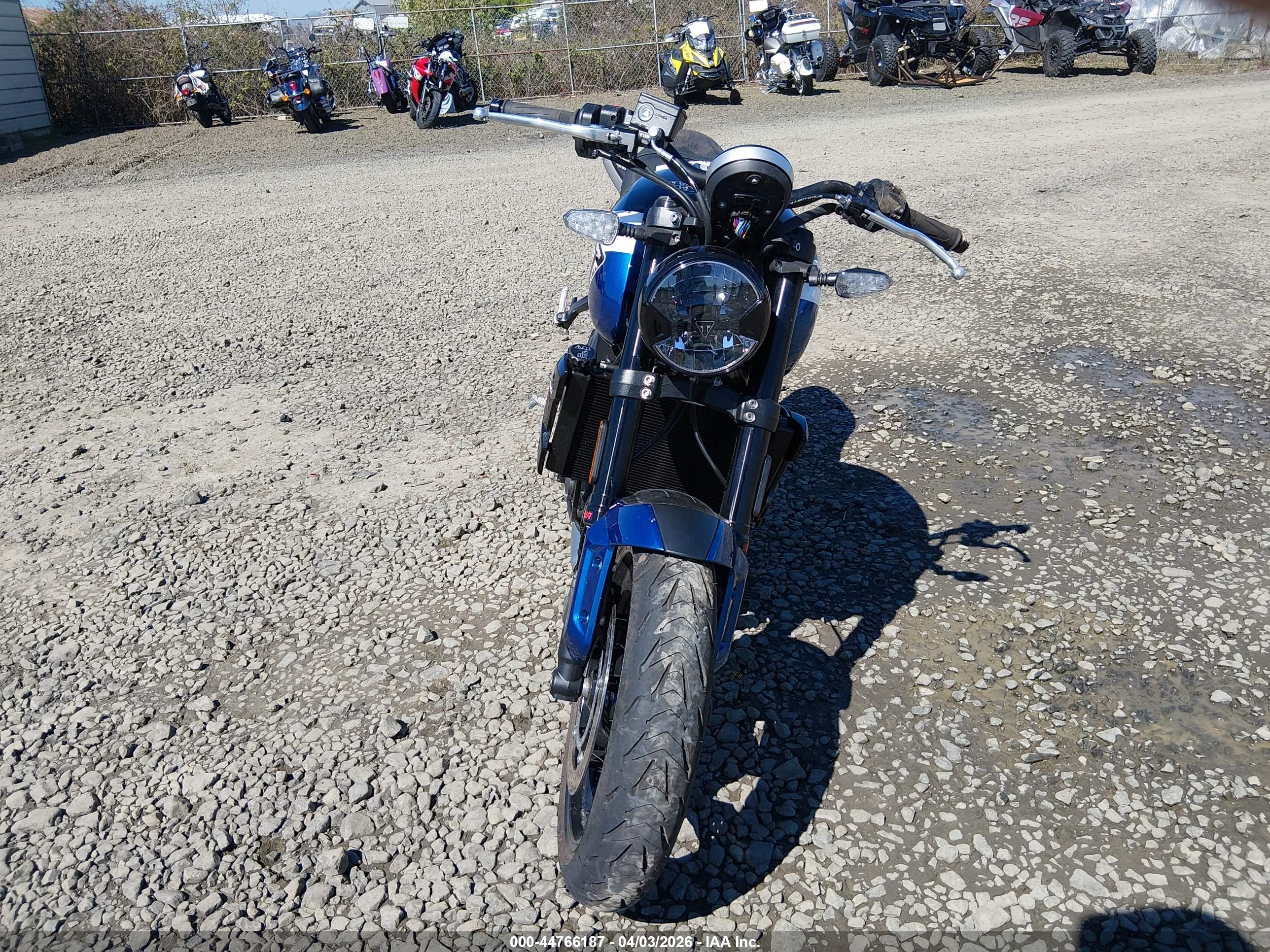 TRIUMPH MOTORCYCLE image 5