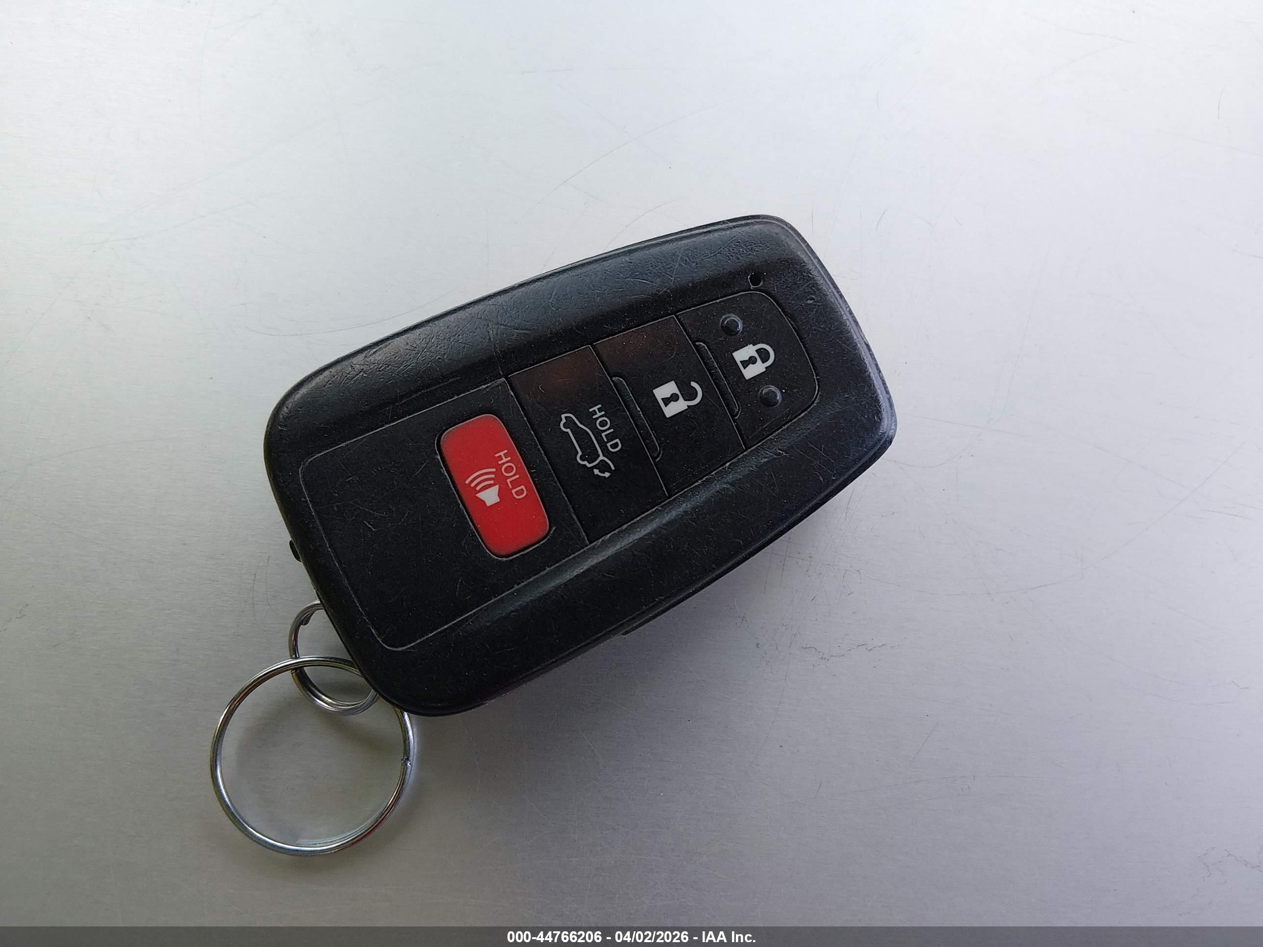 TOYOTA RAV4 image 11