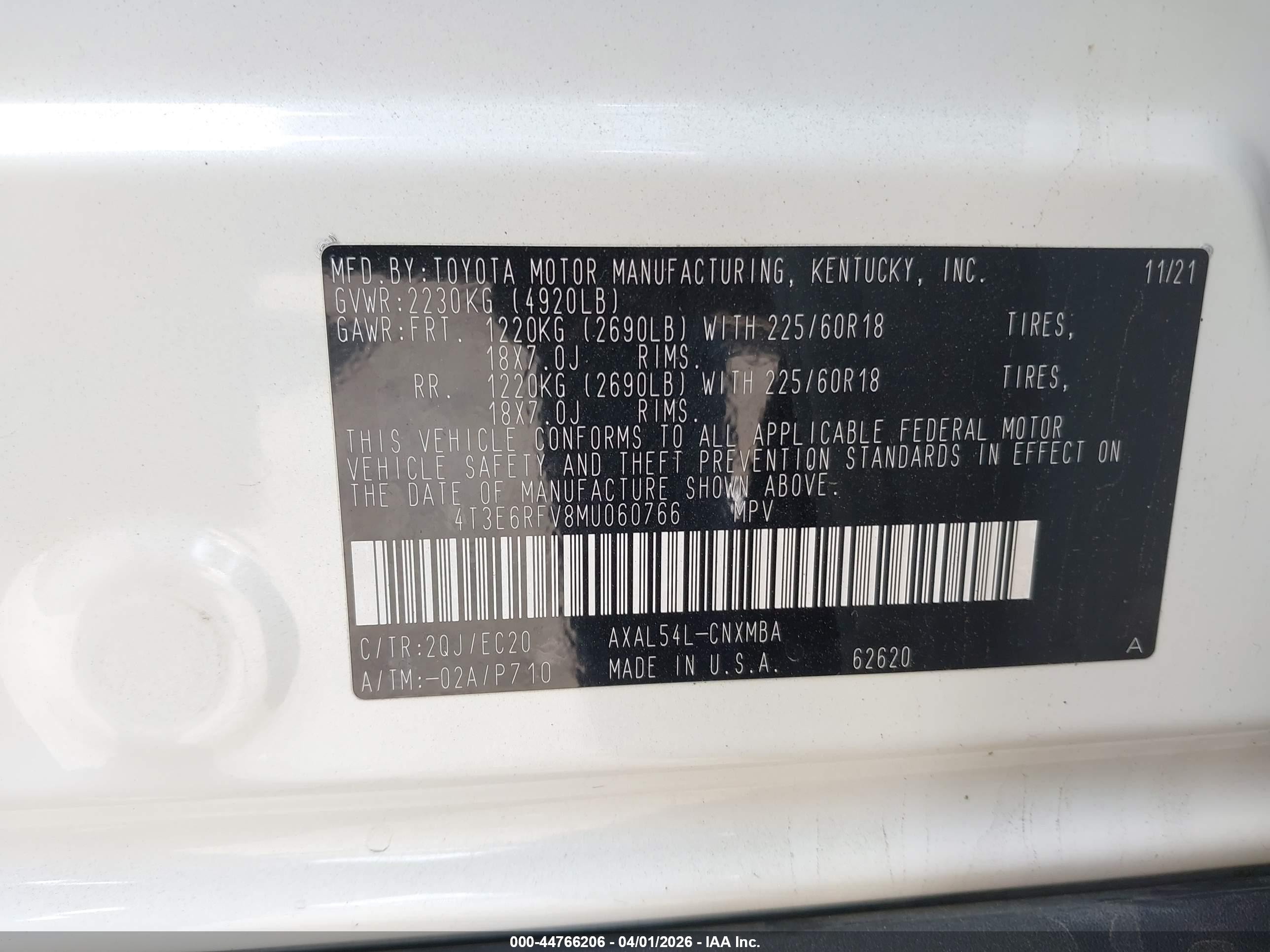 TOYOTA RAV4 image 9
