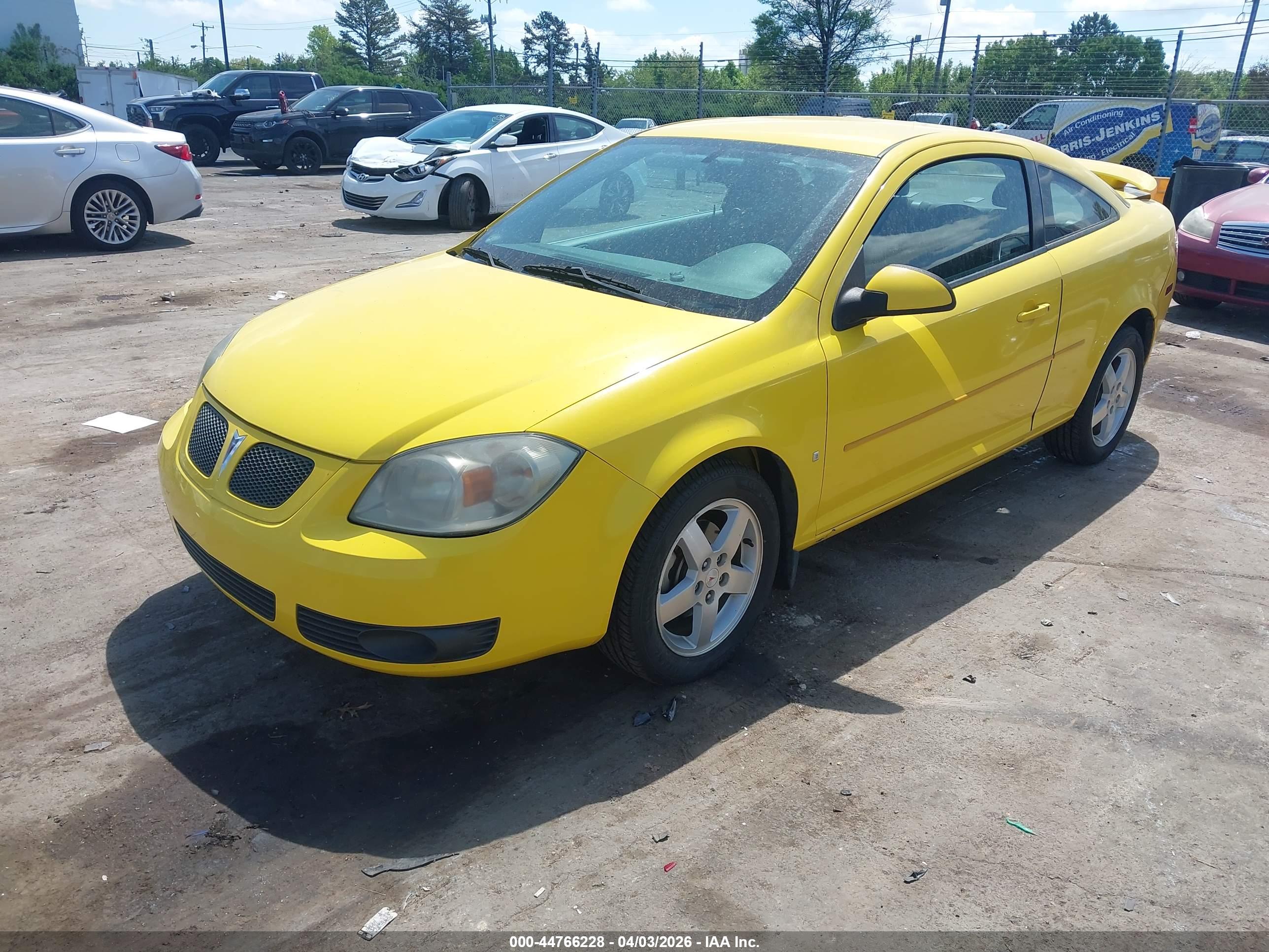 PONTIAC G5 image 2