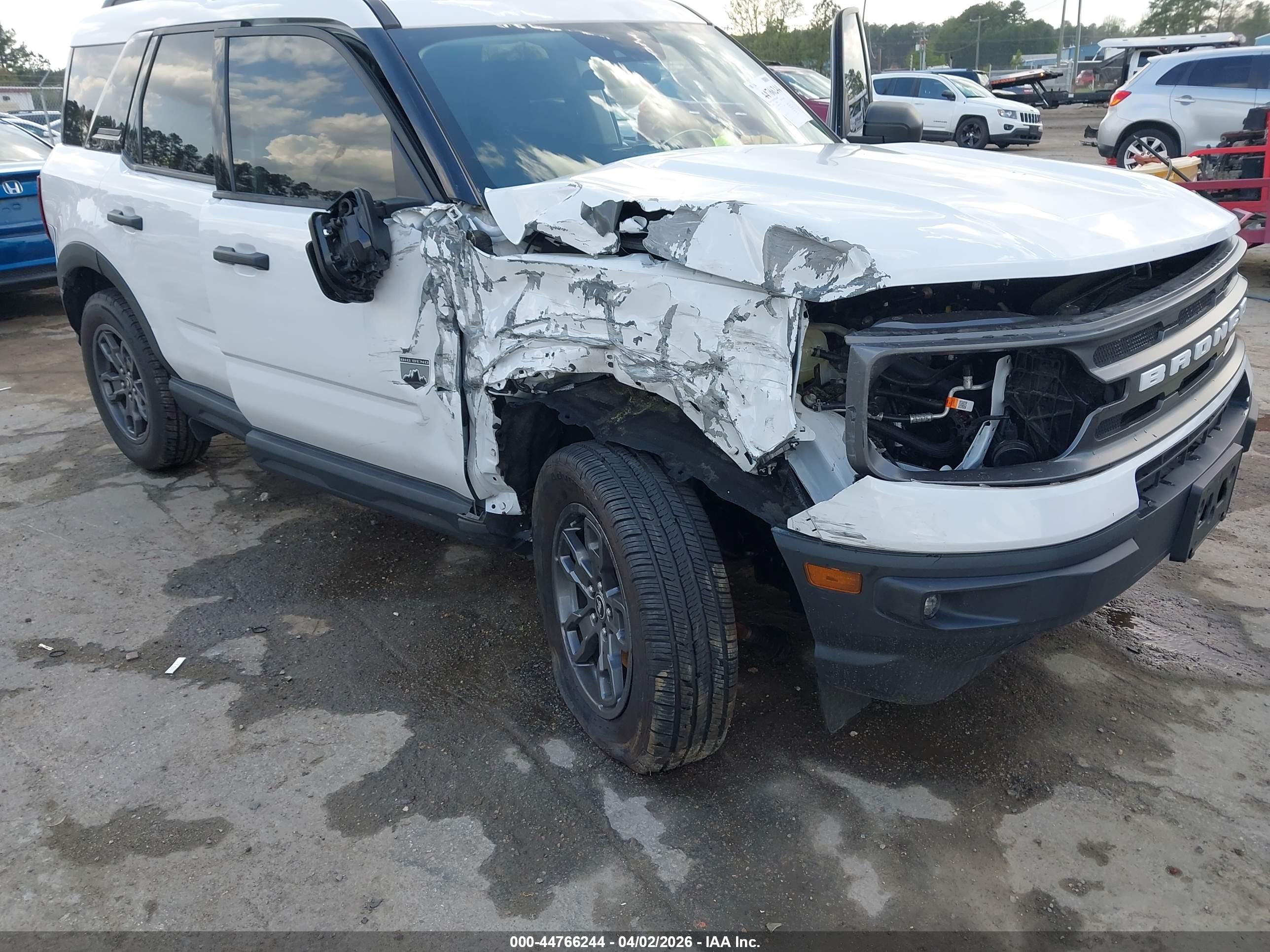 FORD BRONCO image 6