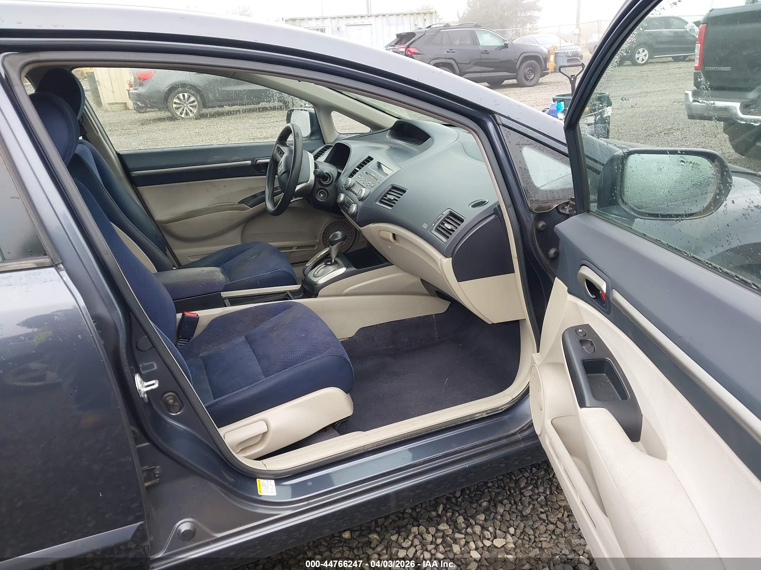 HONDA CIVIC image 5