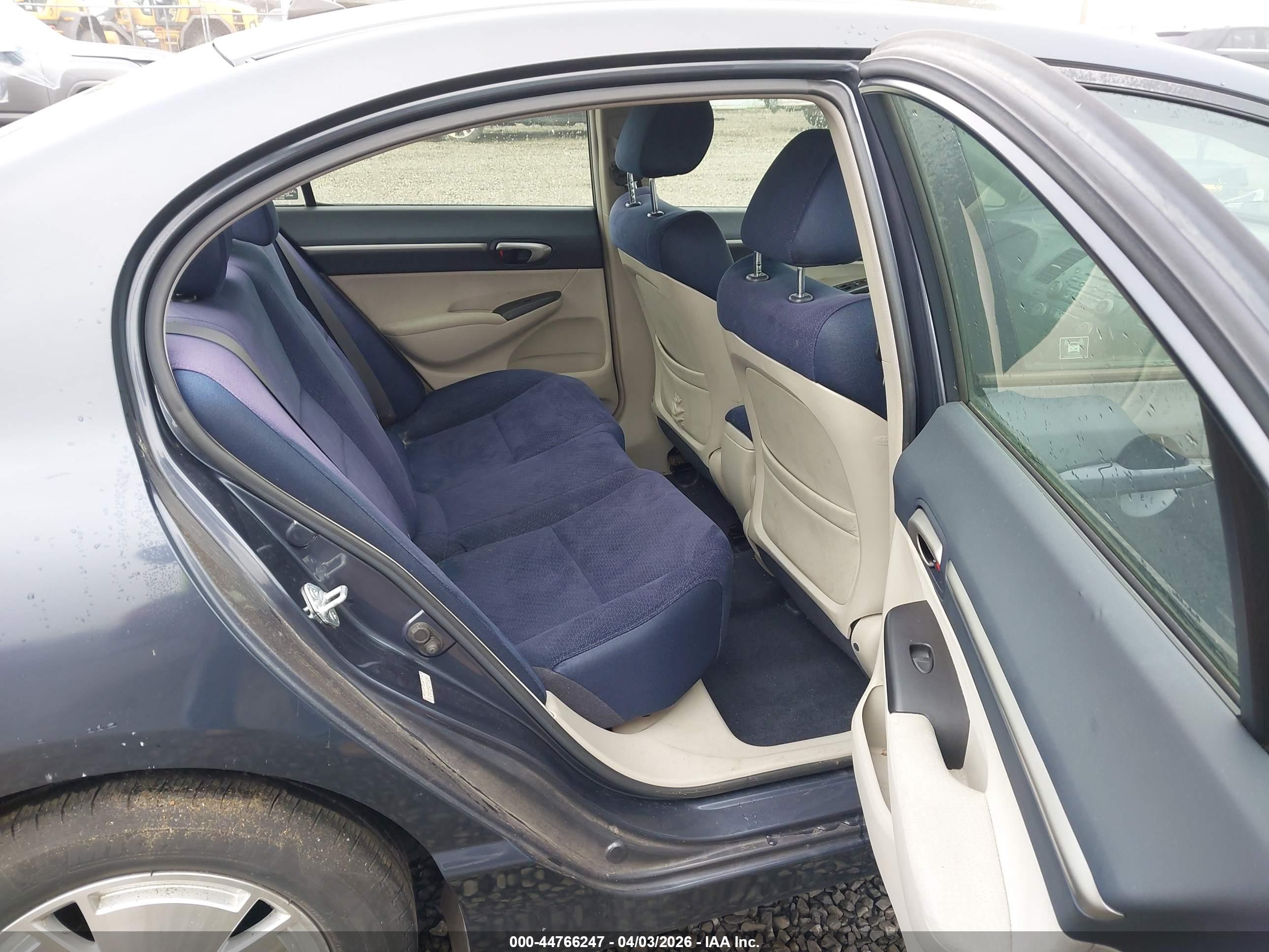 HONDA CIVIC image 8