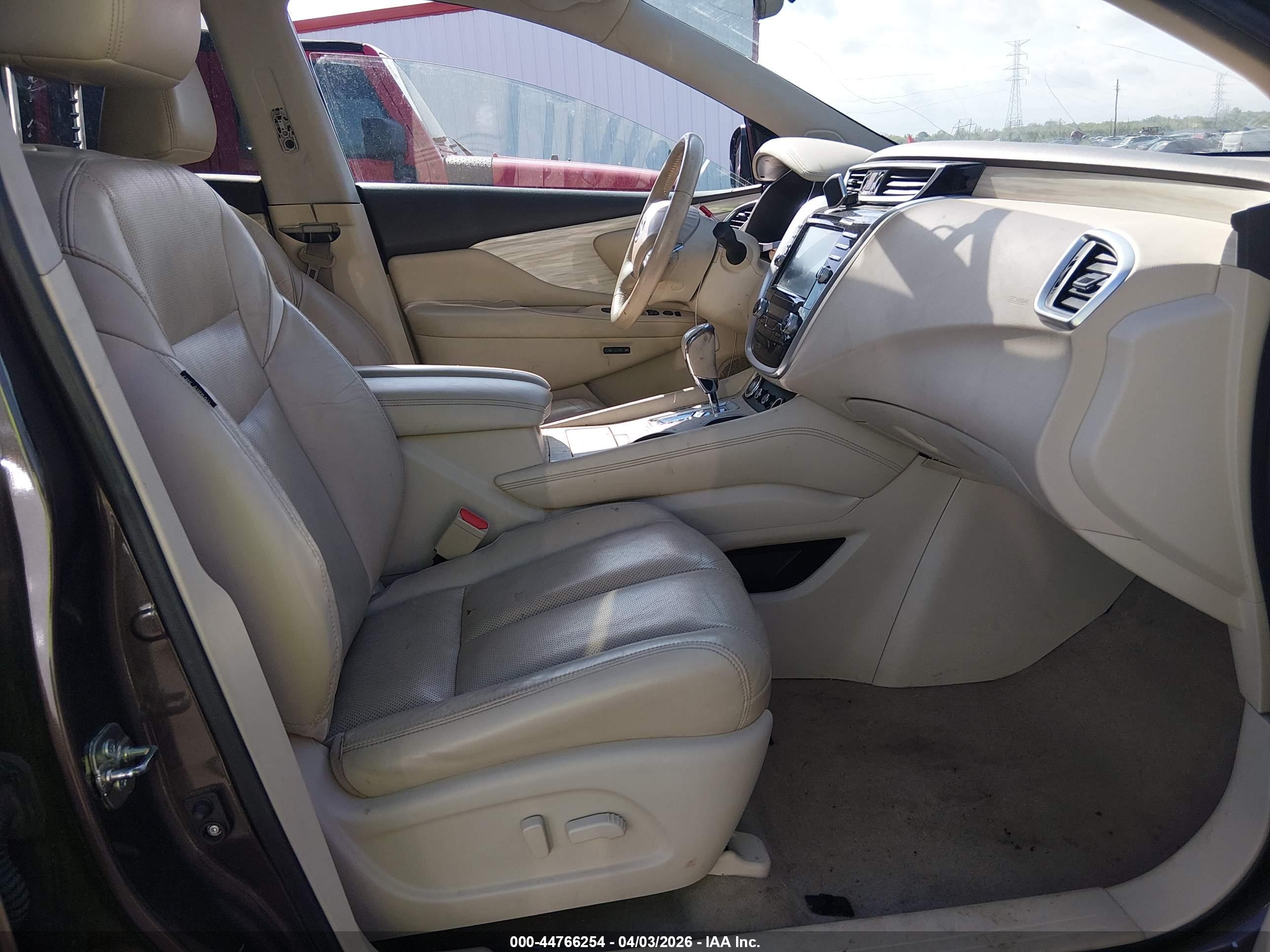 NISSAN MURANO image 5