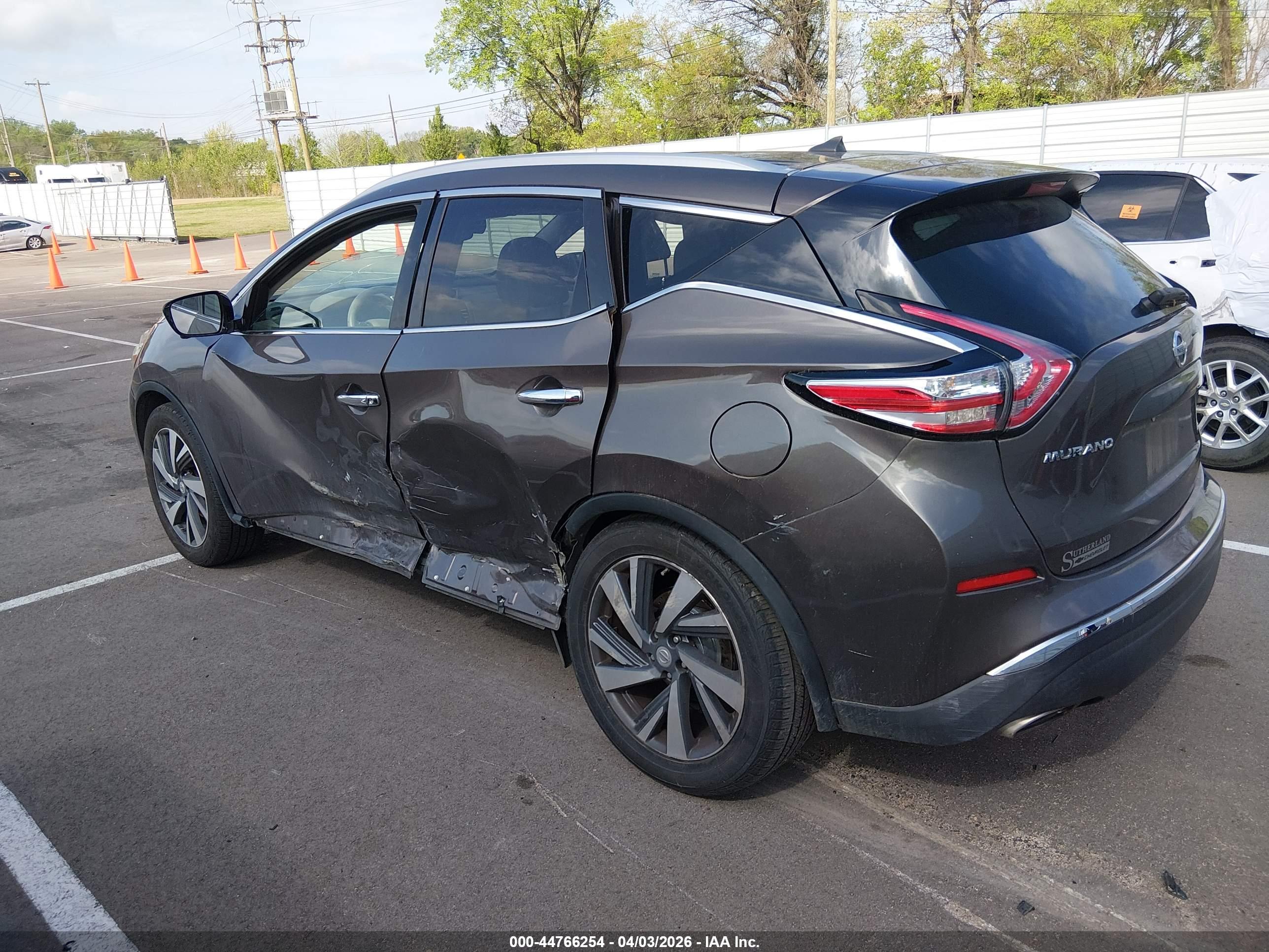 NISSAN MURANO image 6