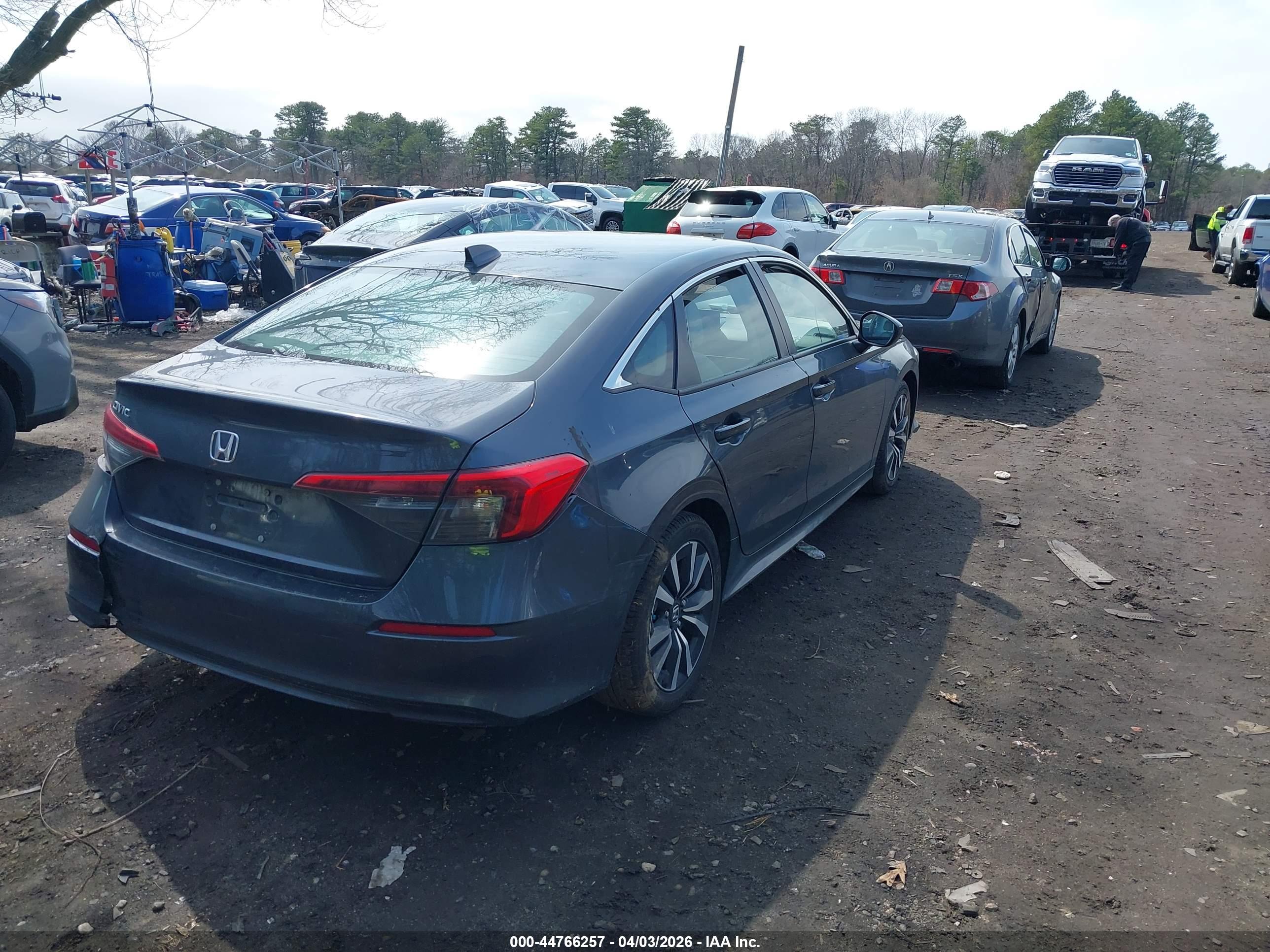 HONDA CIVIC image 4