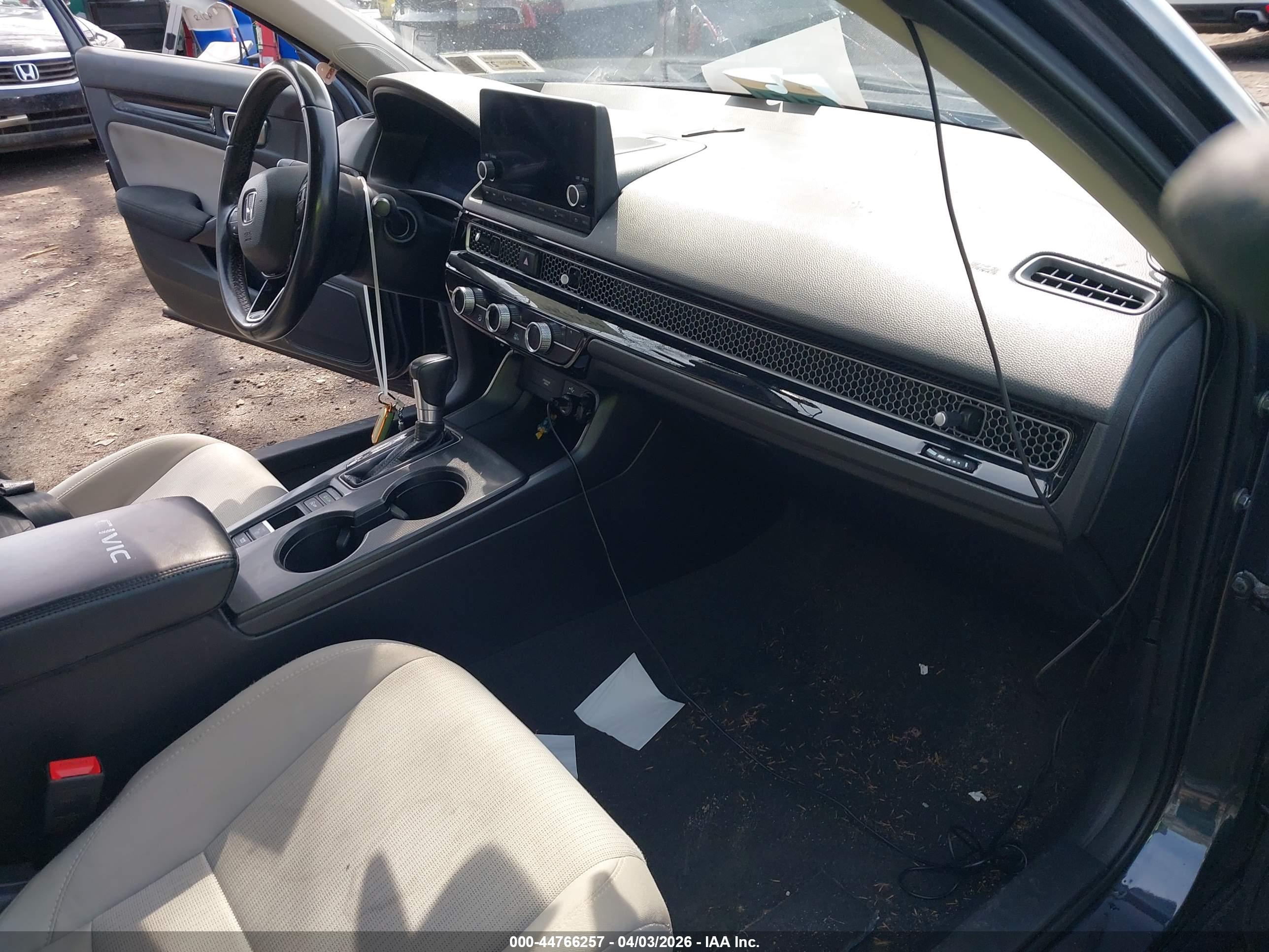 HONDA CIVIC image 5