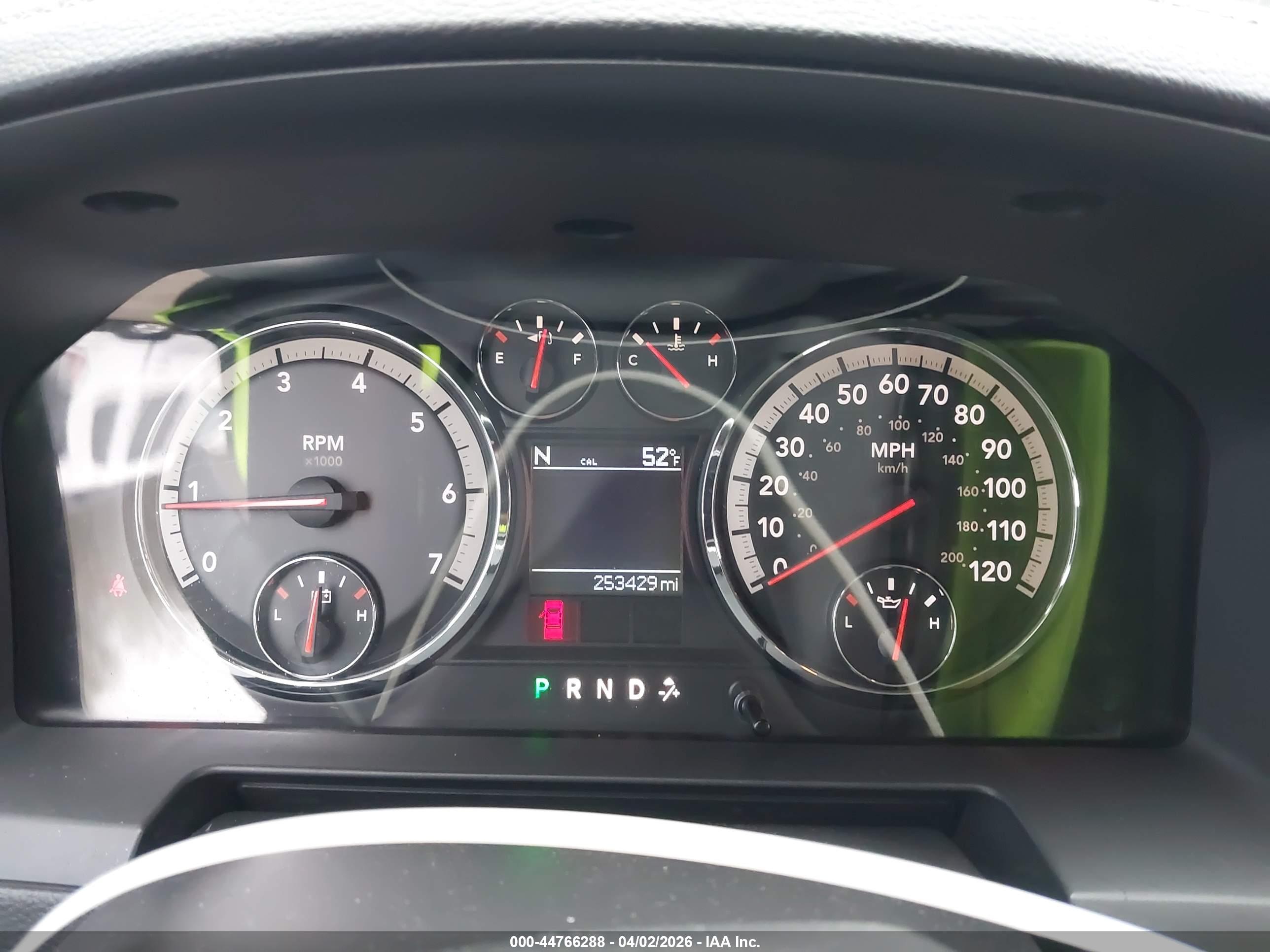 DODGE RAM image 7