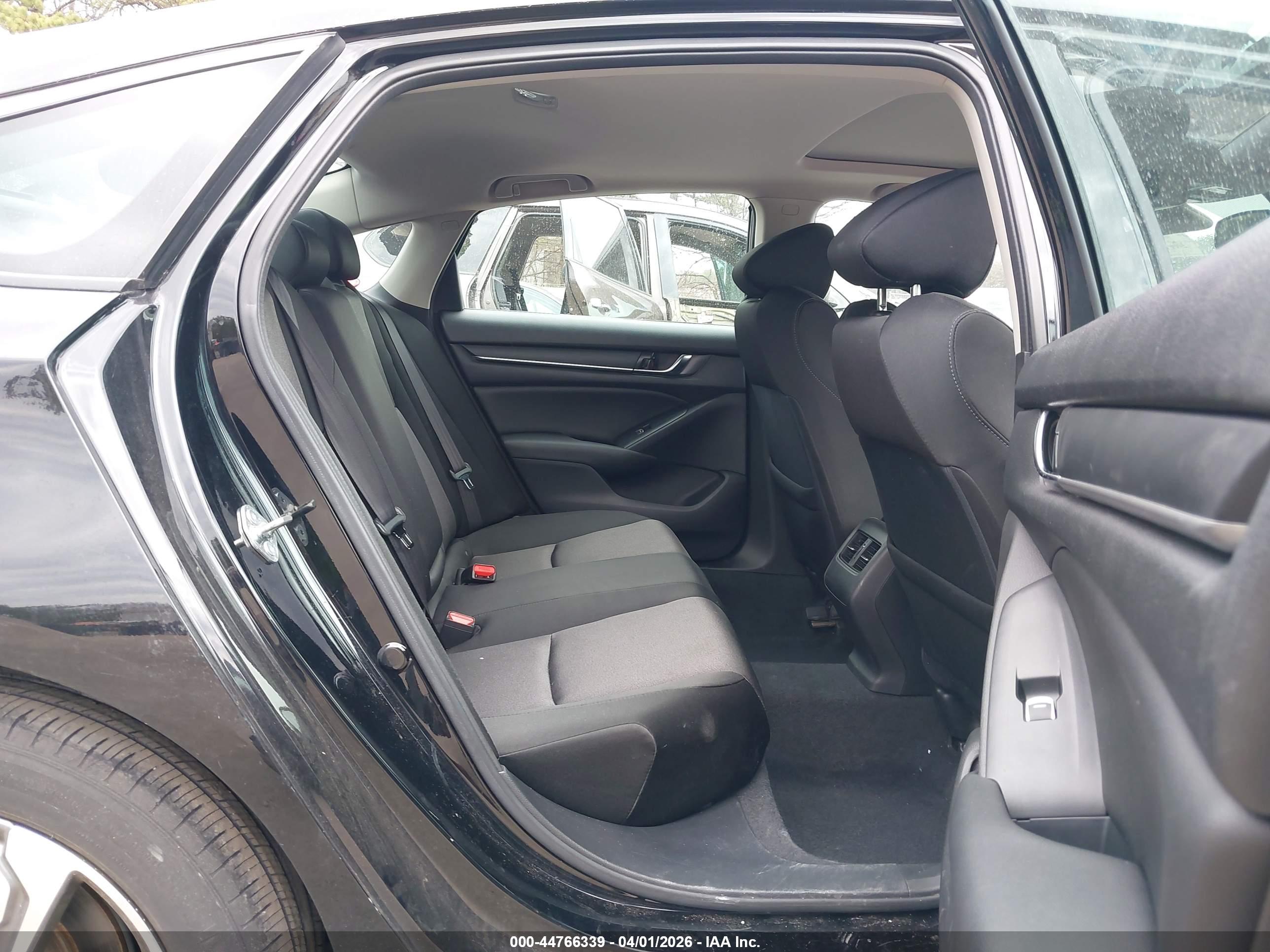 HONDA ACCORD image 8